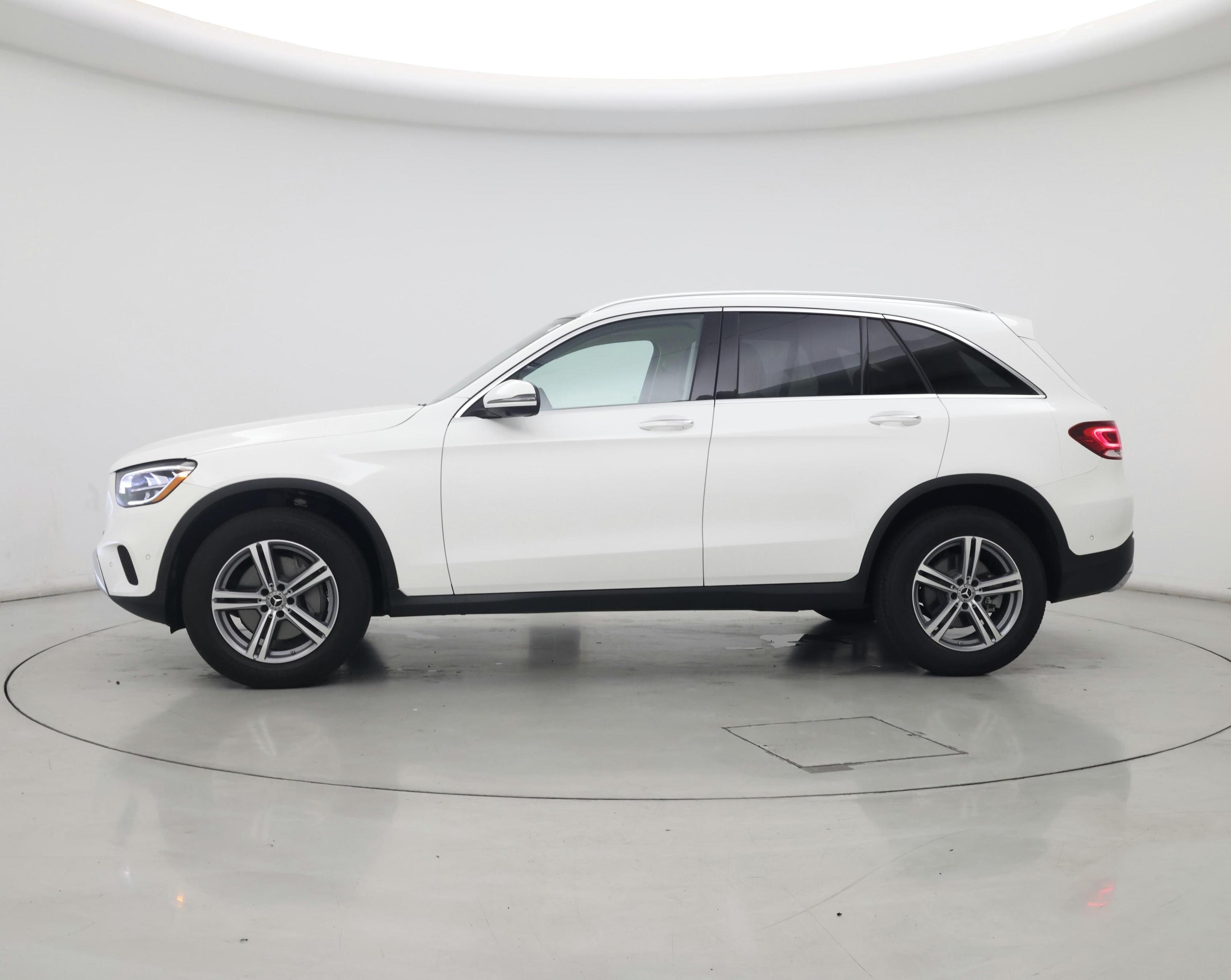 Thumbnail: 2022 Mercedes-Benz GLC - 3