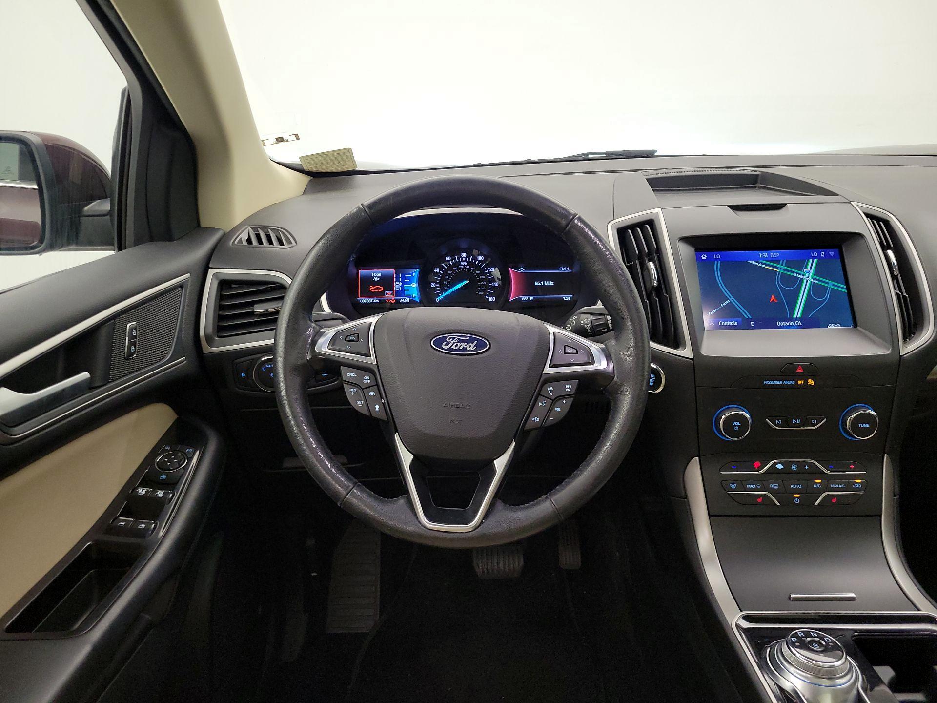 Thumbnail: 2020 Ford Edge - 10