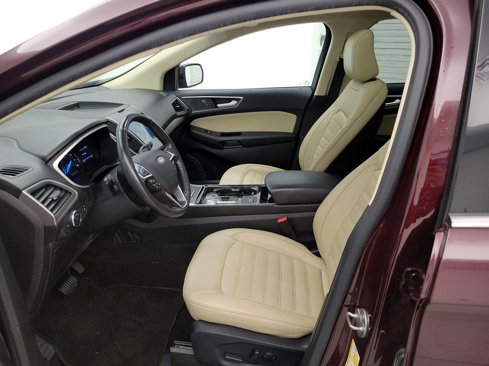 Thumbnail: 2020 Ford Edge - 11