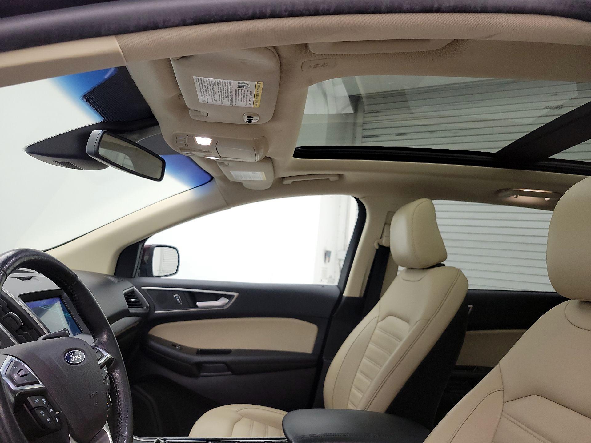 Thumbnail: 2020 Ford Edge - 20