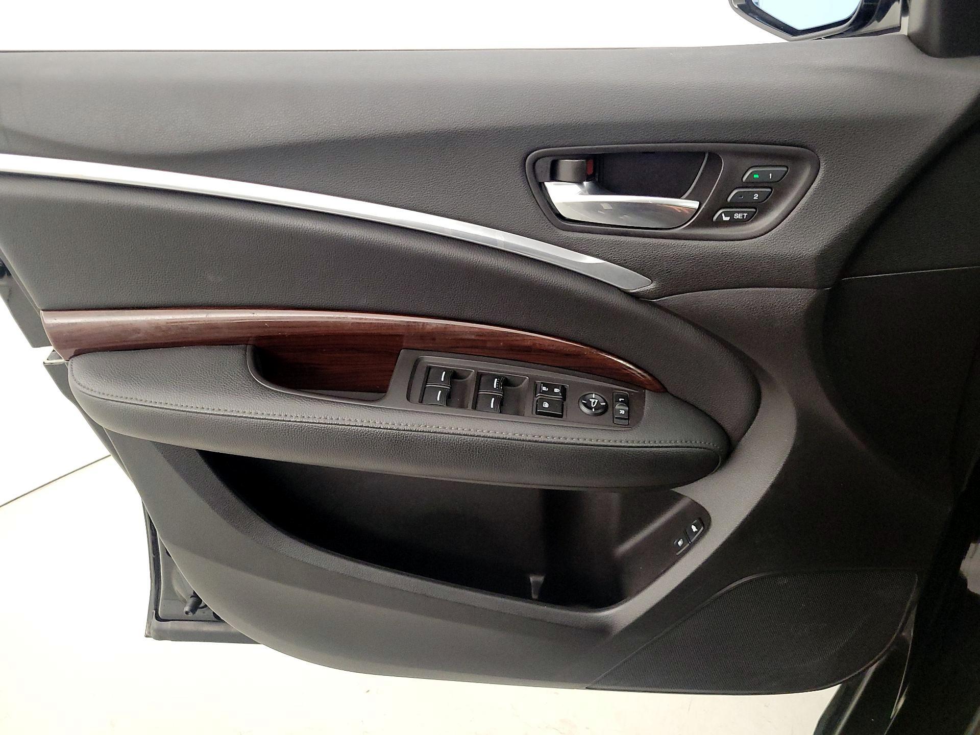 Thumbnail: 2015 Acura MDX - 12