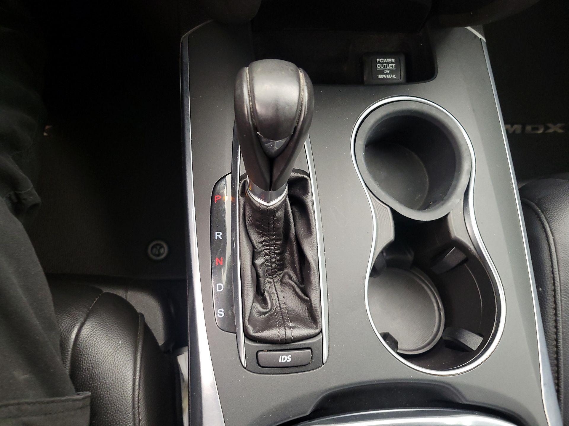 Thumbnail: 2015 Acura MDX - 17