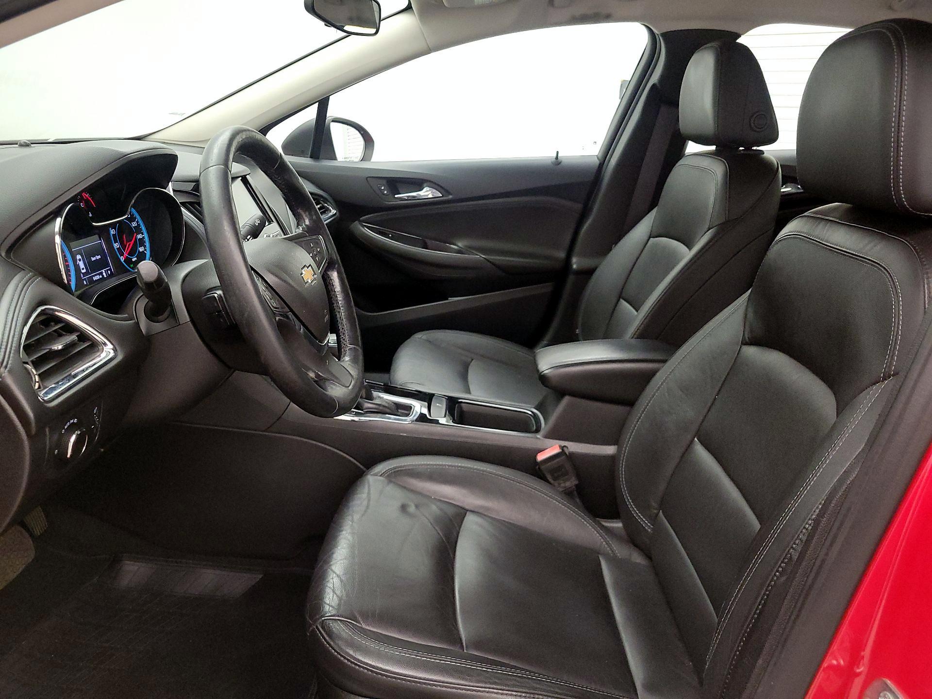 Thumbnail: 2017 Chevrolet Cruze - 11