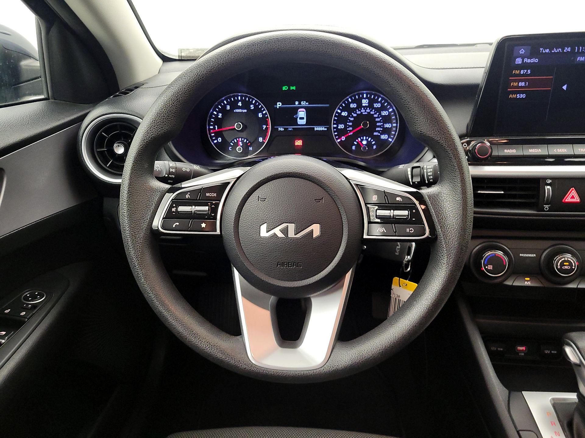 Thumbnail: 2023 Kia Forte - 10