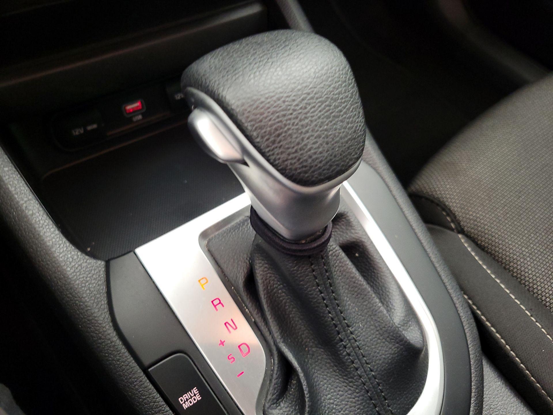 Thumbnail: 2023 Kia Forte - 17