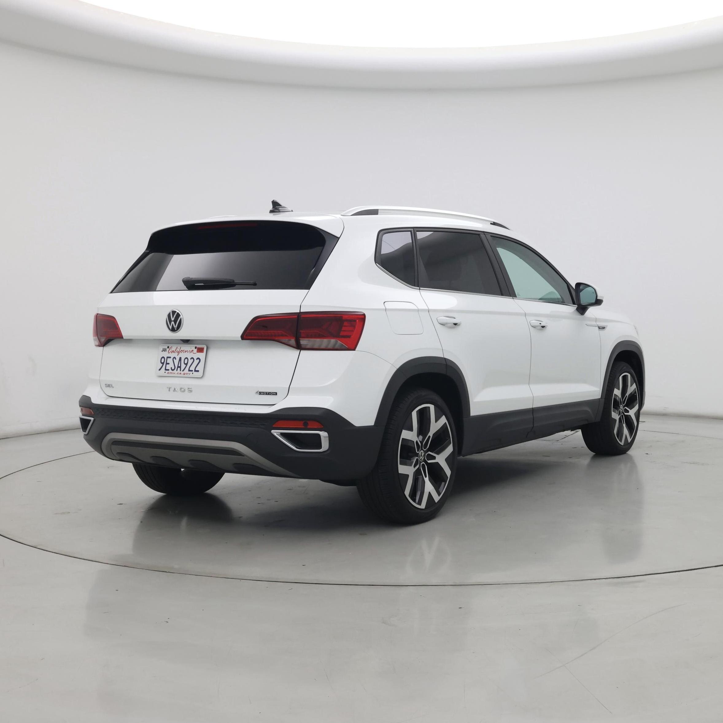 Thumbnail: 2023 Volkswagen Taos - 8