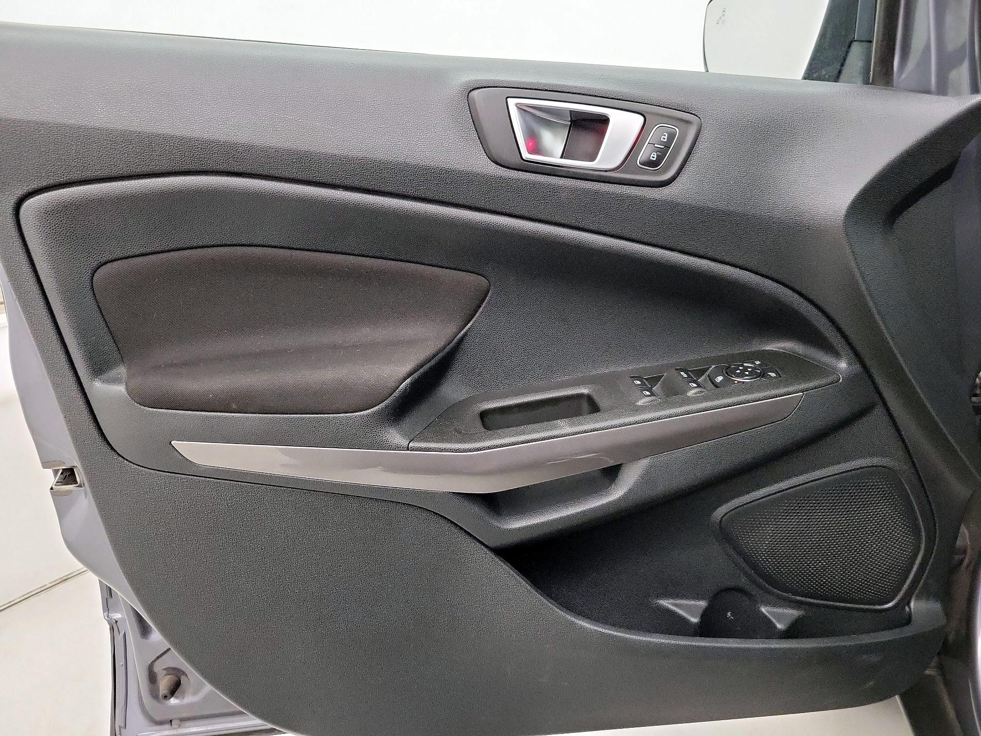 Thumbnail: 2019 Ford EcoSport - 12
