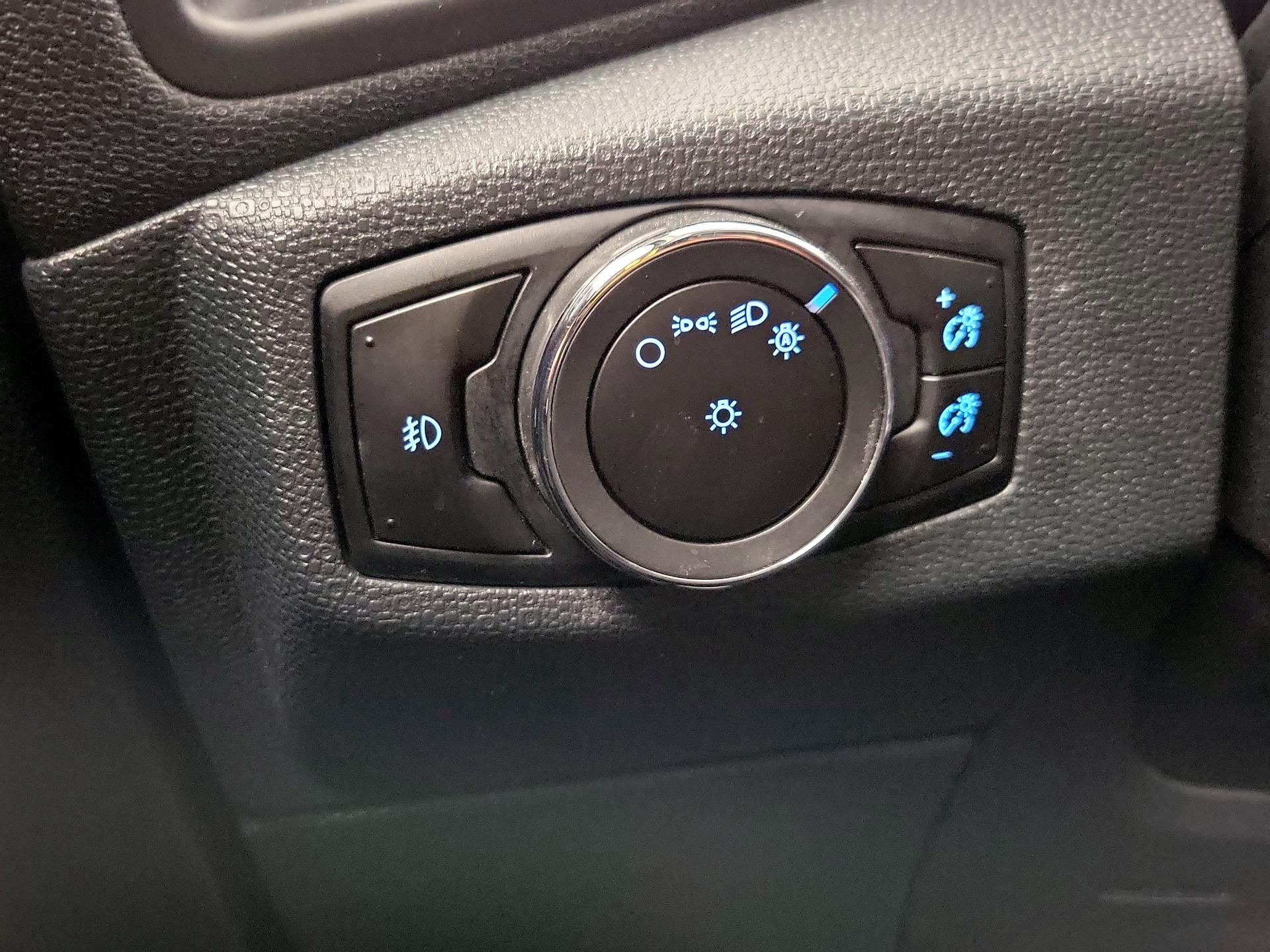 Thumbnail: 2019 Ford EcoSport - 13