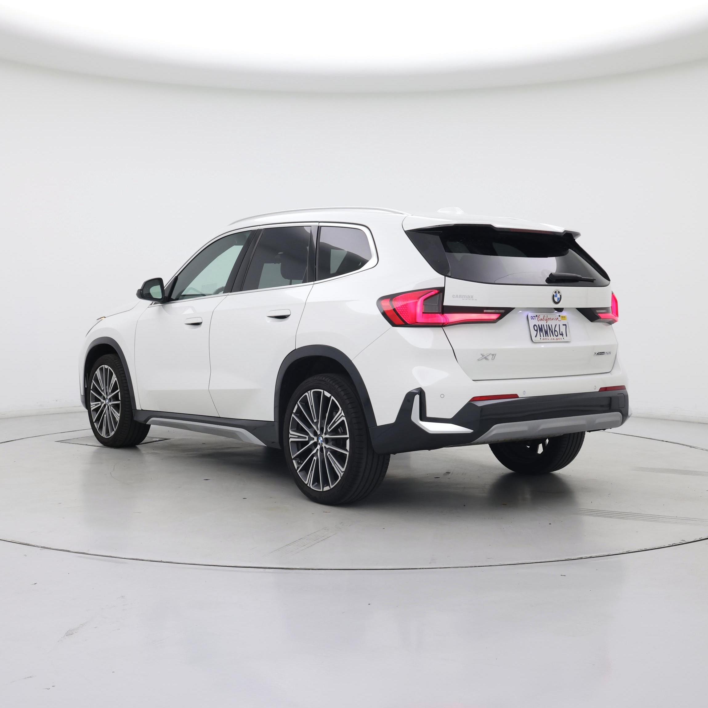 Thumbnail: 2025 BMW X1 - 2