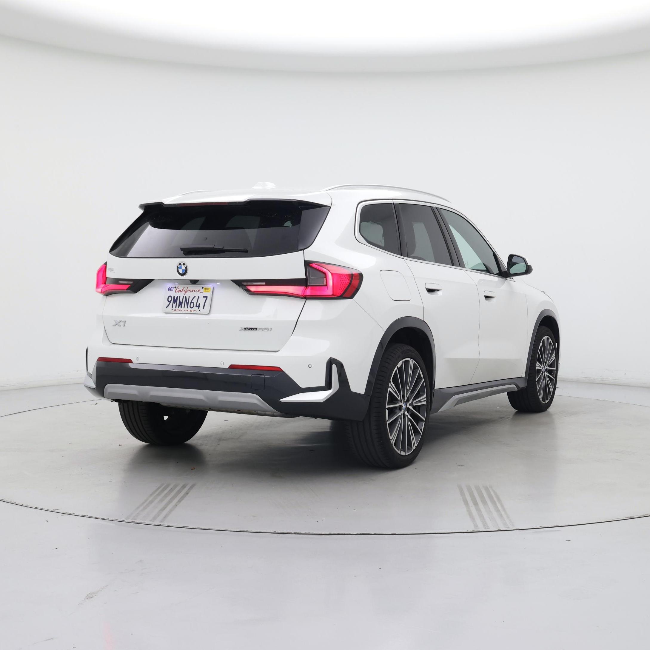 Thumbnail: 2025 BMW X1 - 8