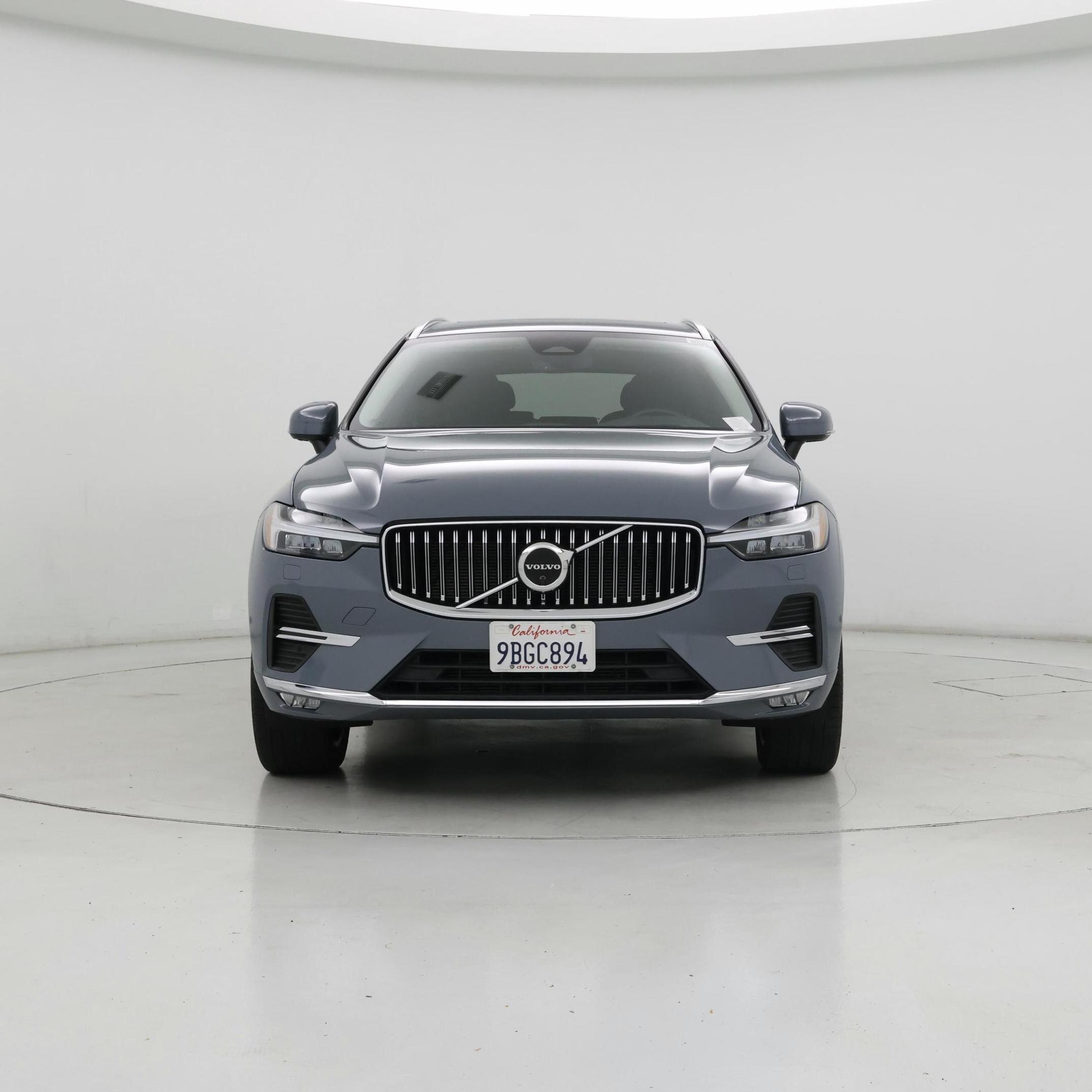 Thumbnail: 2022 Volvo XC60 - 5