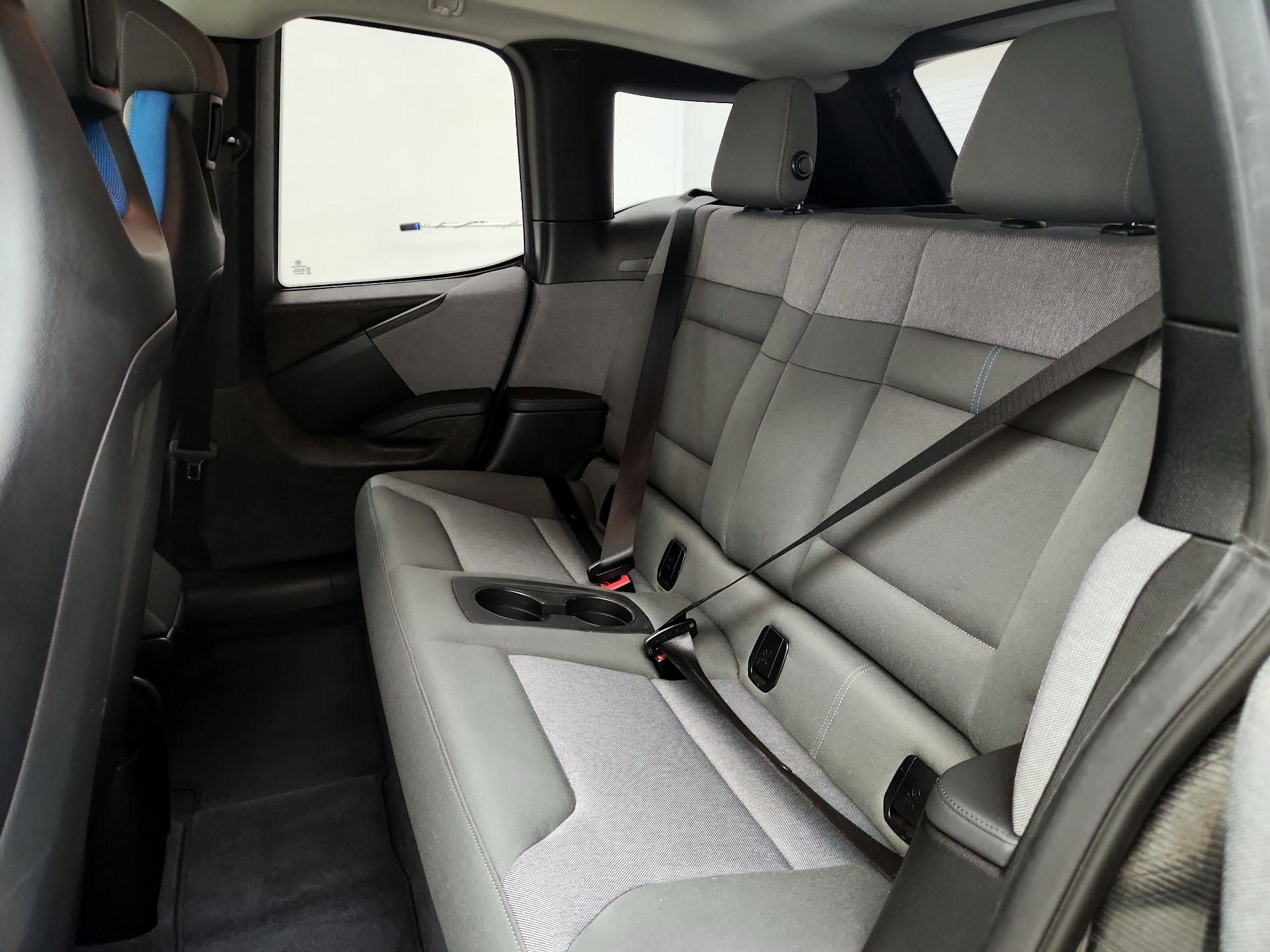 Thumbnail: 2017 BMW i3 - 17
