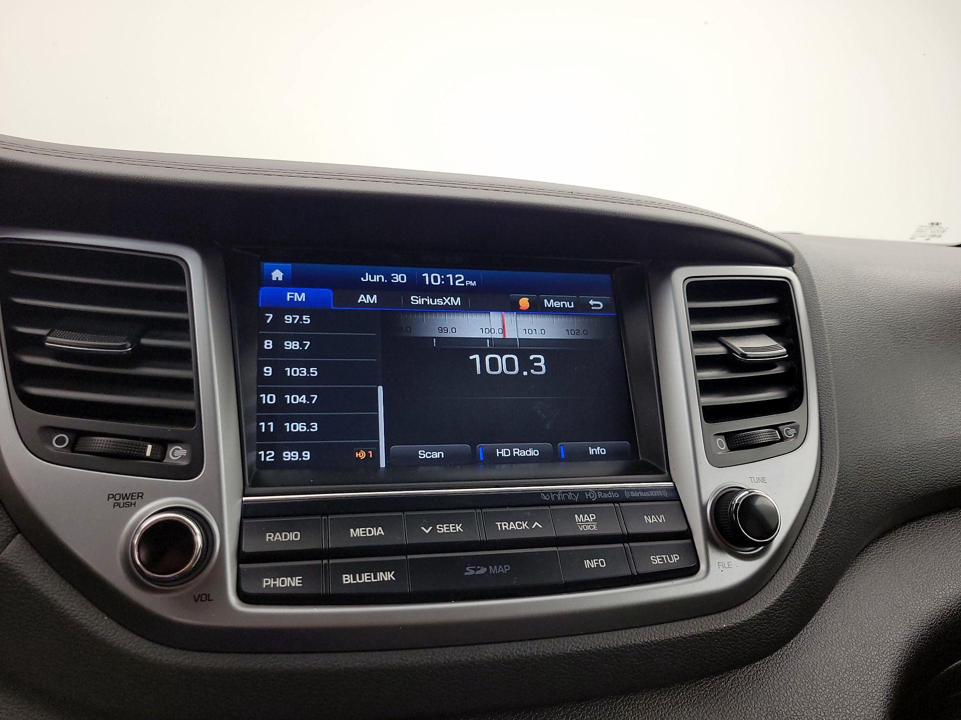 Thumbnail: 2017 Hyundai Tucson - 16