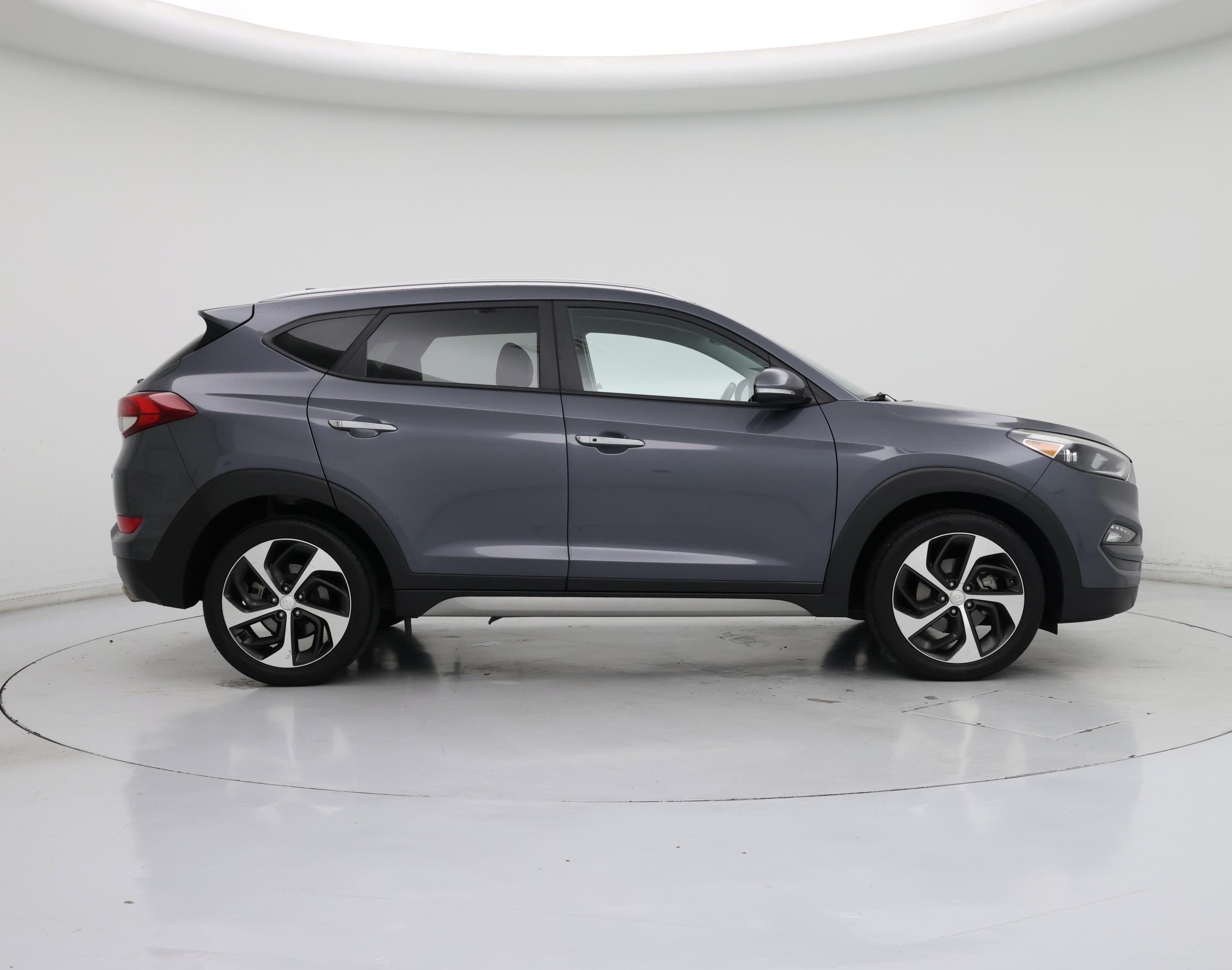 Thumbnail: 2017 Hyundai Tucson - 7