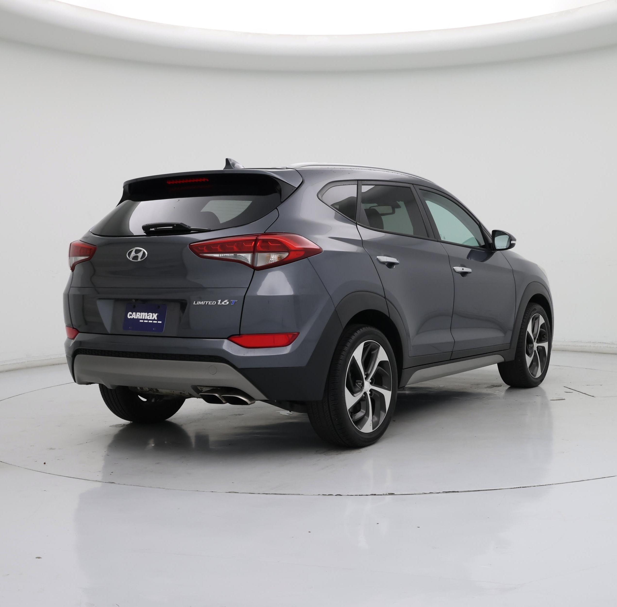 Thumbnail: 2017 Hyundai Tucson - 8