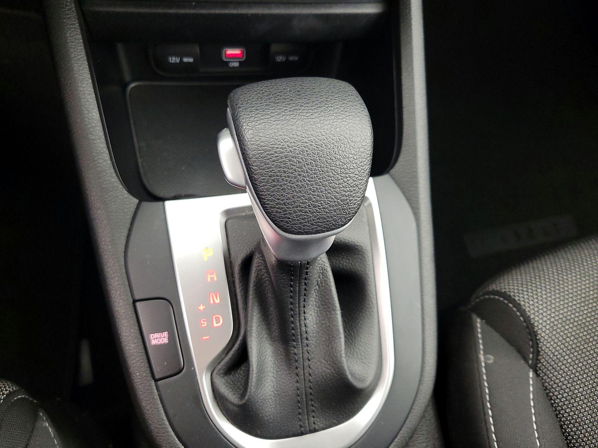 Thumbnail: 2023 Kia Forte - 17
