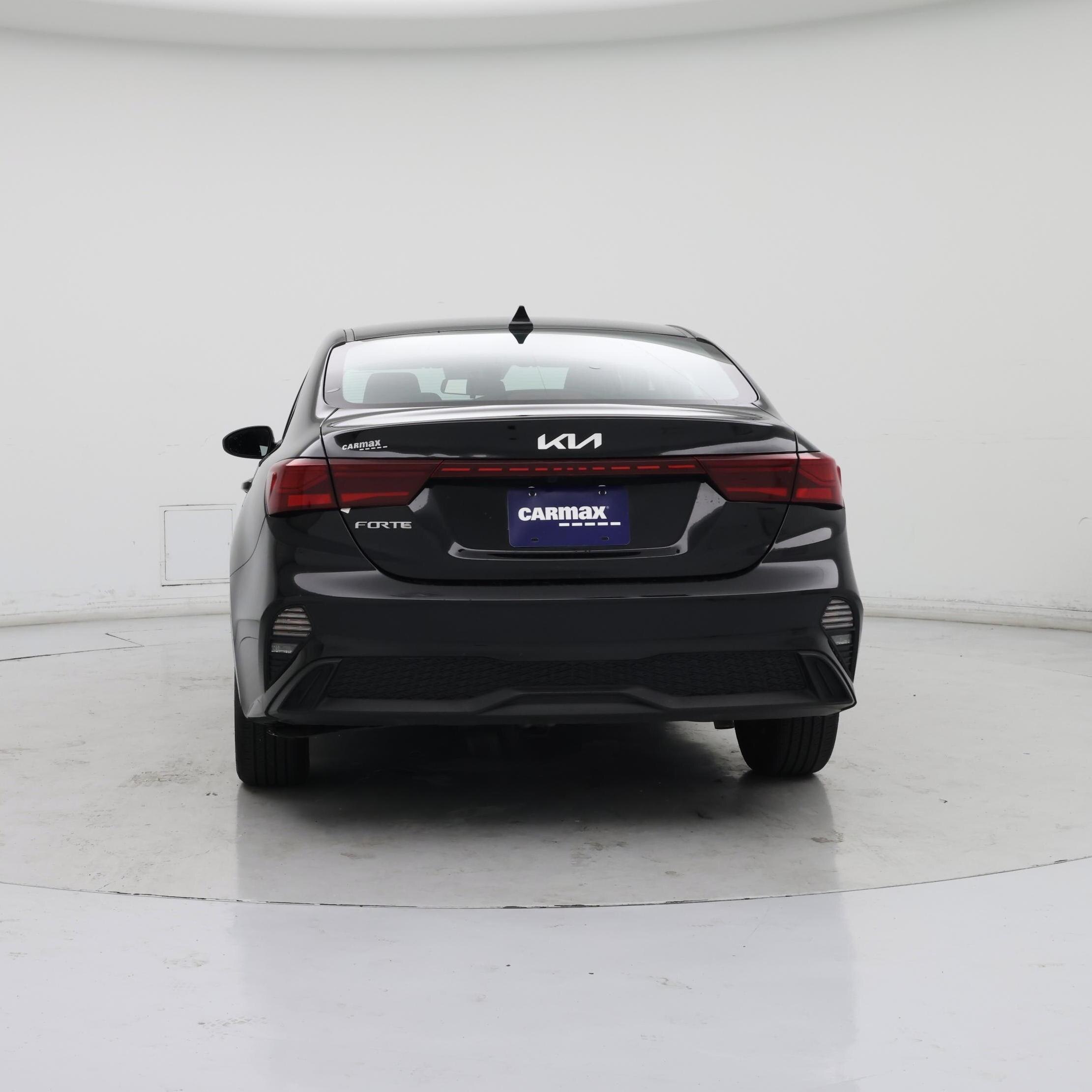 Thumbnail: 2023 Kia Forte - 6