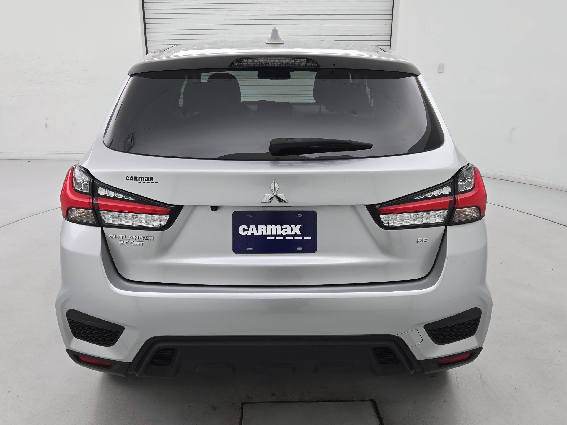Thumbnail: 2022 Mitsubishi Outlander Sport - 6