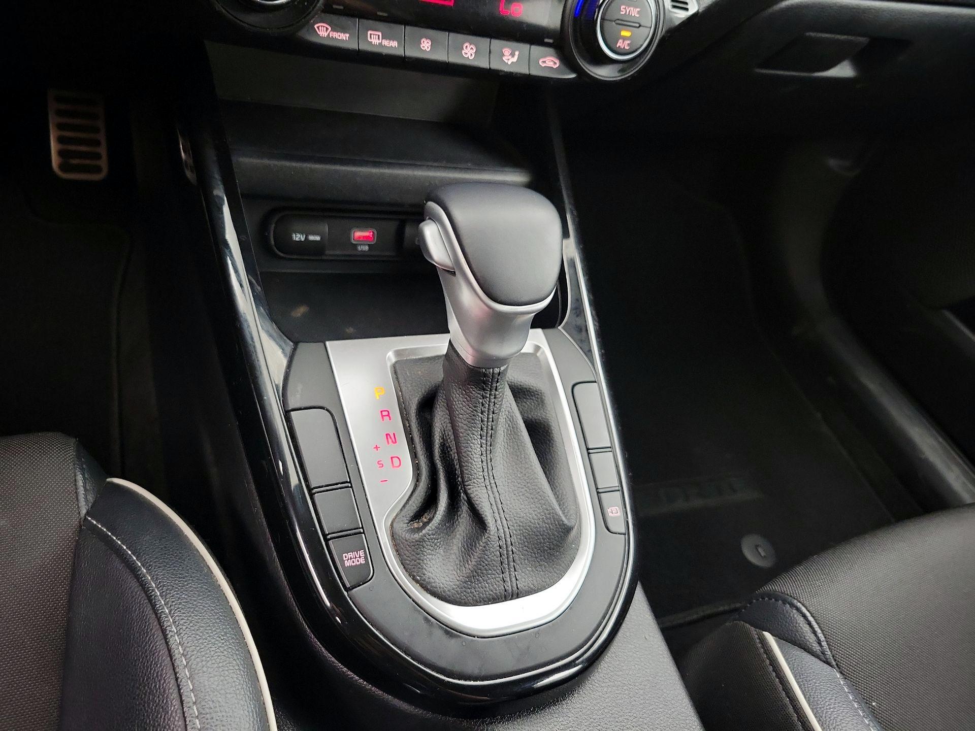 Thumbnail: 2023 Kia Forte - 18