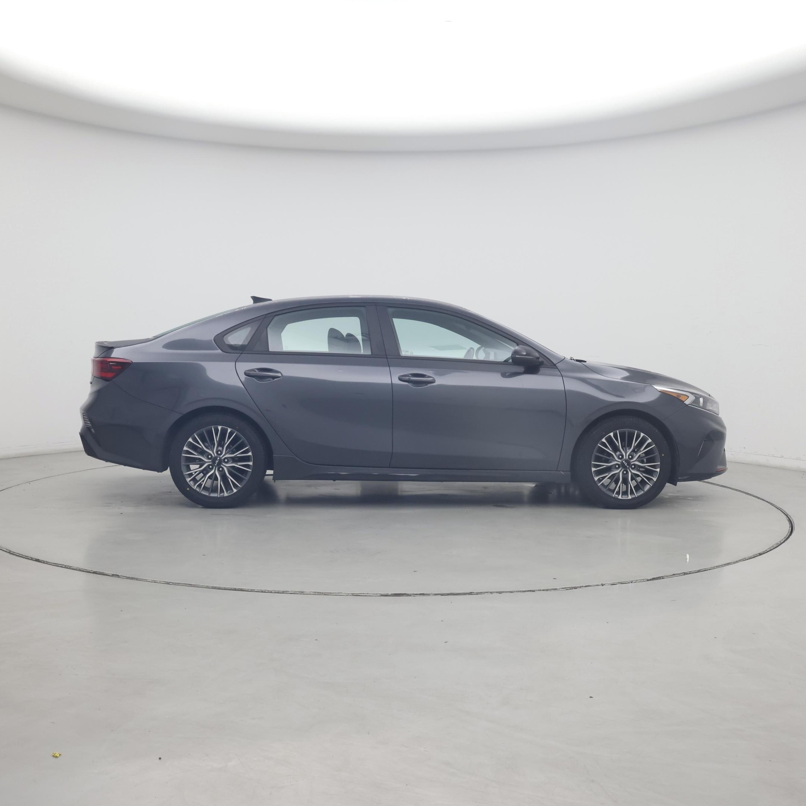 Thumbnail: 2023 Kia Forte - 7