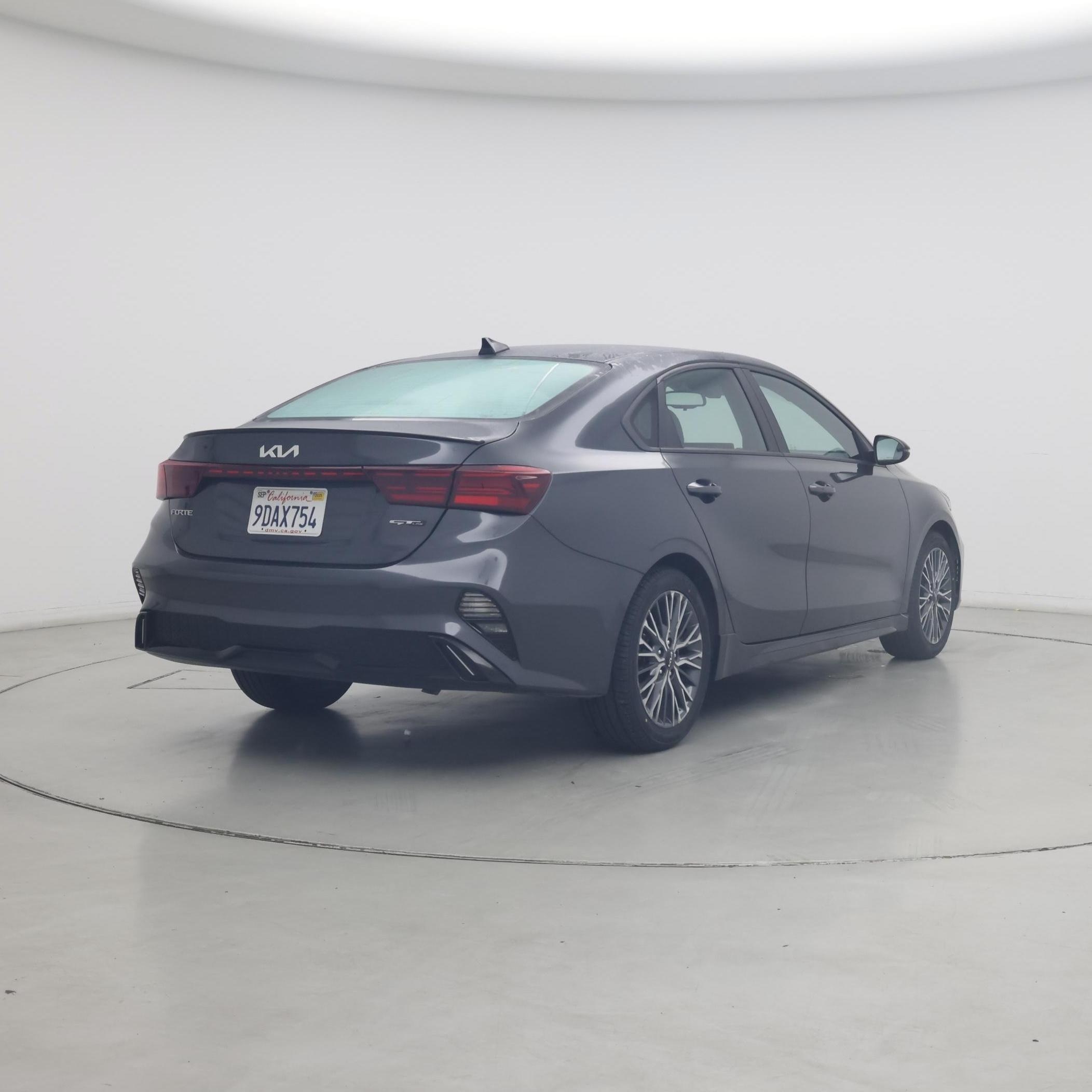Thumbnail: 2023 Kia Forte - 8