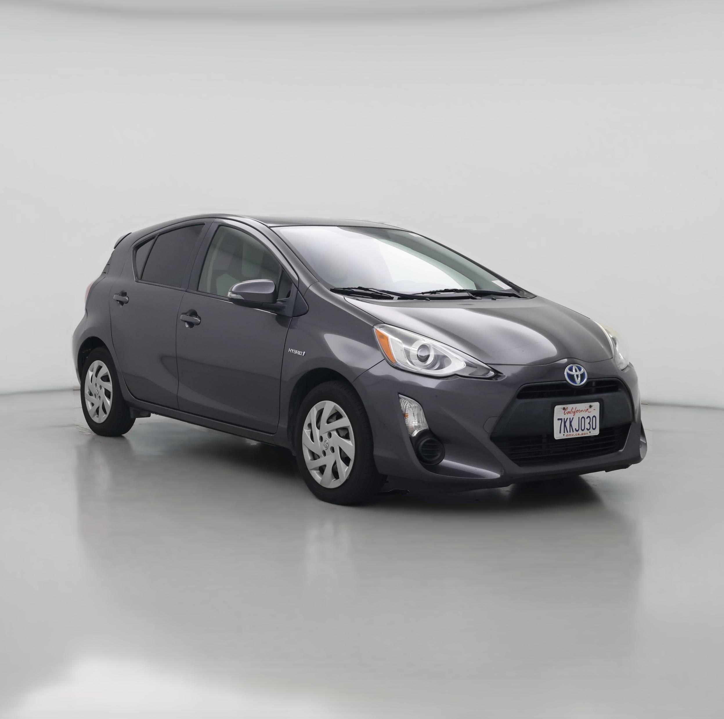 Thumbnail: 2015 Toyota Prius c - 1