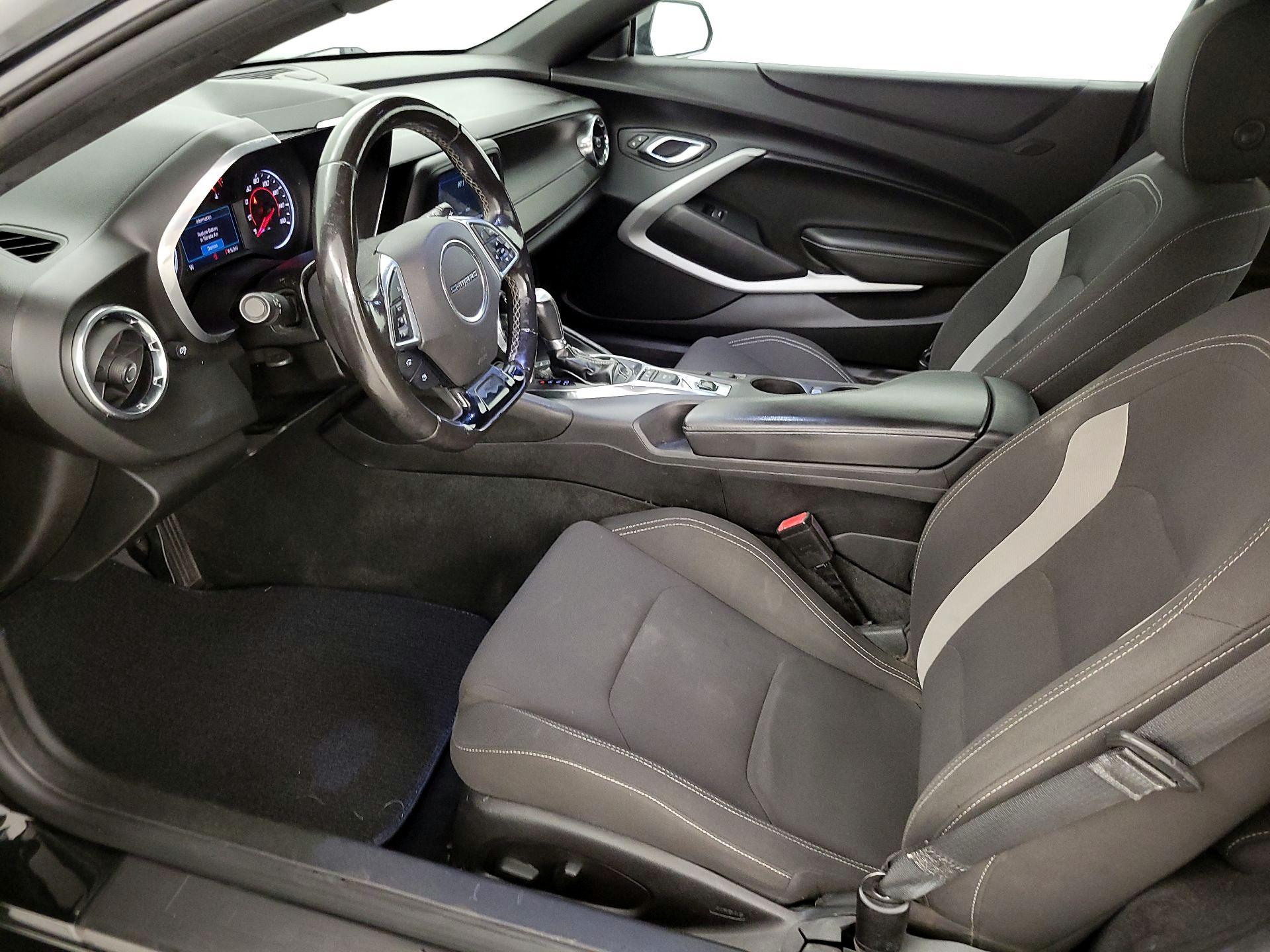 Thumbnail: 2019 Chevrolet Camaro - 11