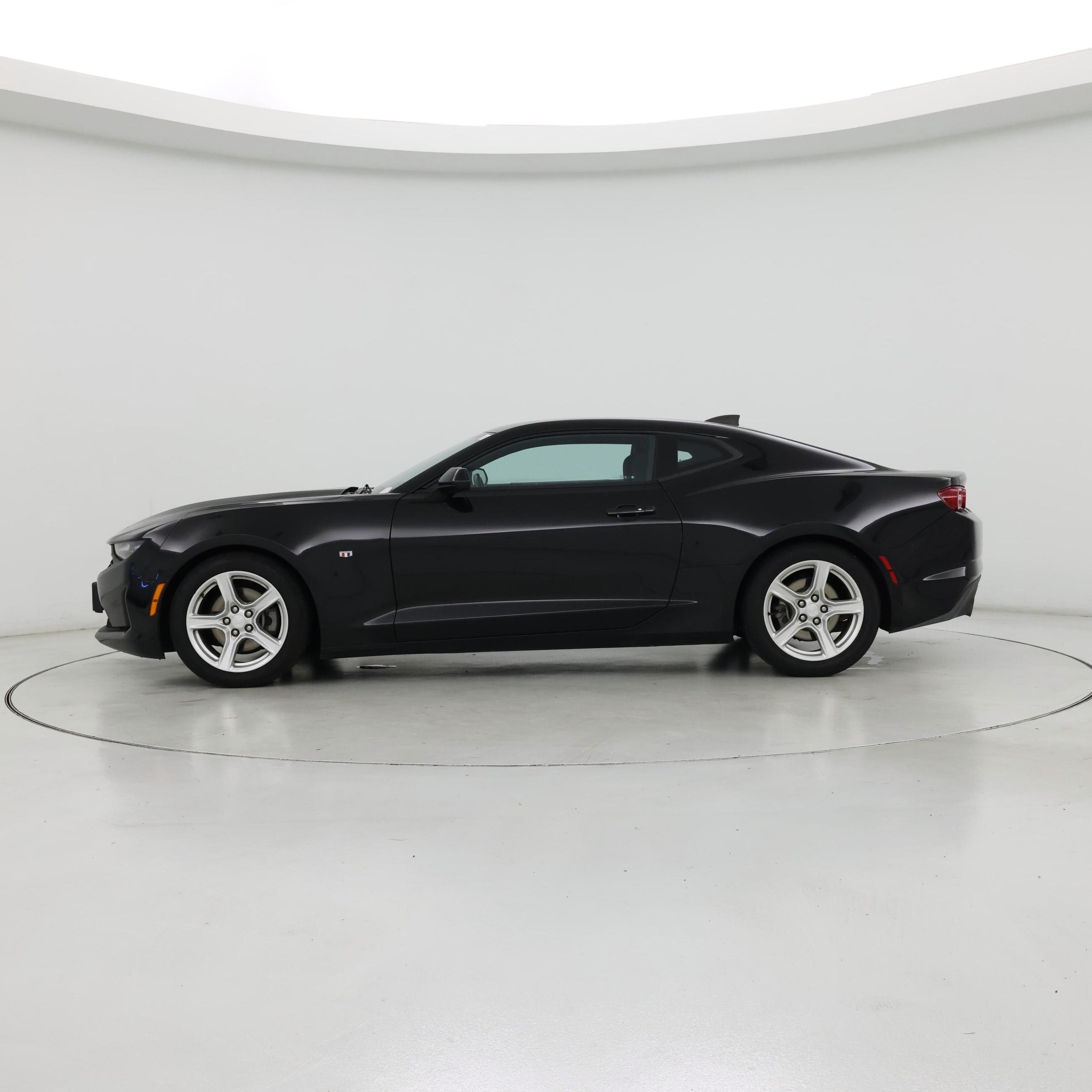 Thumbnail: 2019 Chevrolet Camaro - 3
