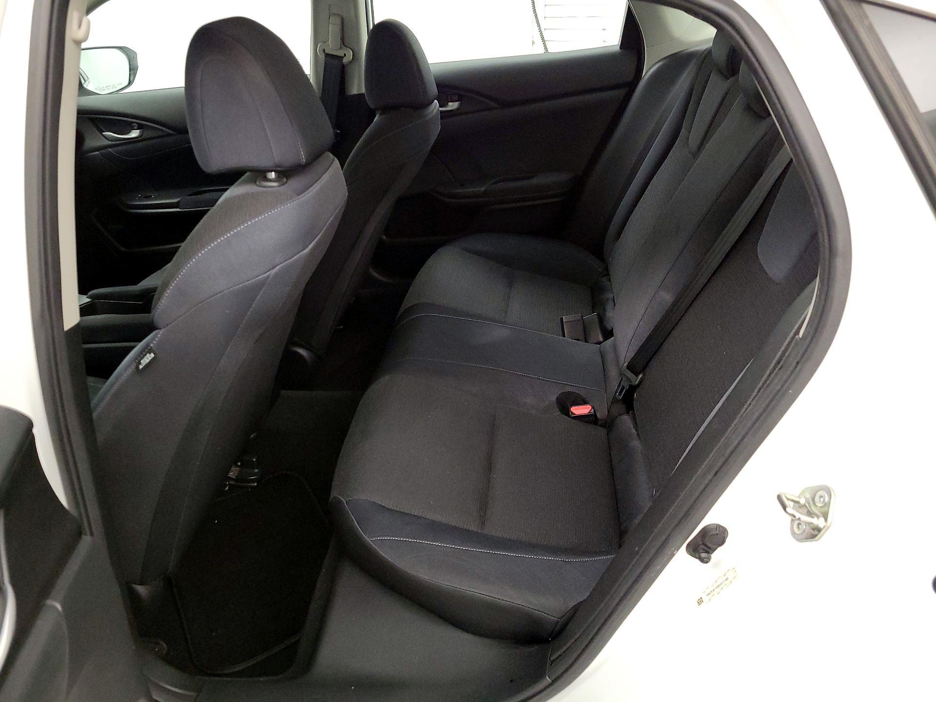 Thumbnail: 2019 Honda Insight - 19