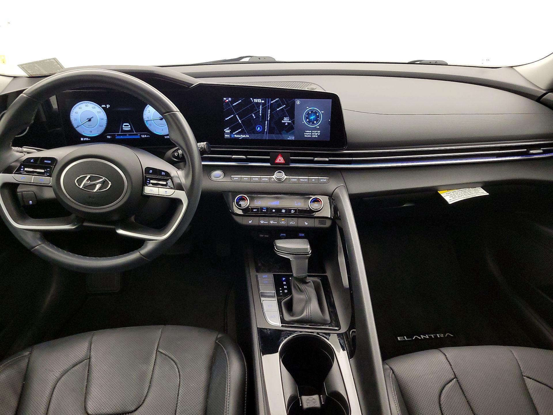 Thumbnail: 2022 Hyundai Elantra - 9