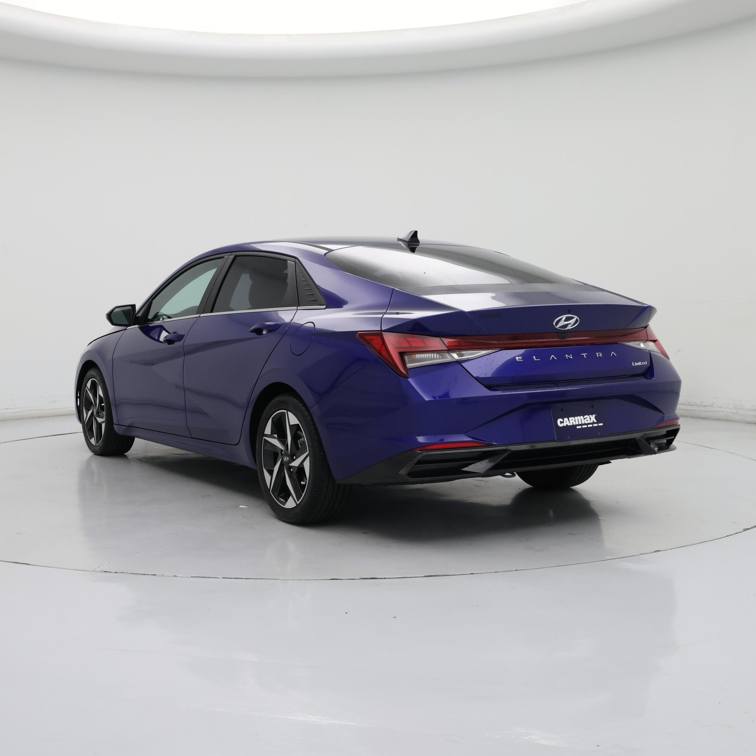 Thumbnail: 2022 Hyundai Elantra - 2