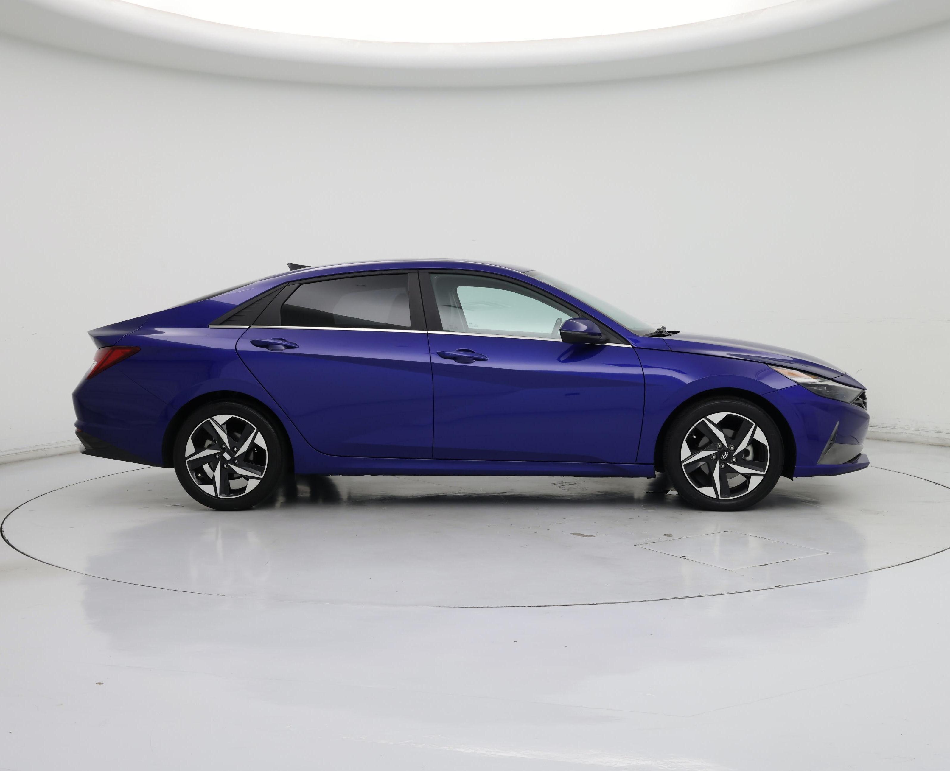 Thumbnail: 2022 Hyundai Elantra - 7