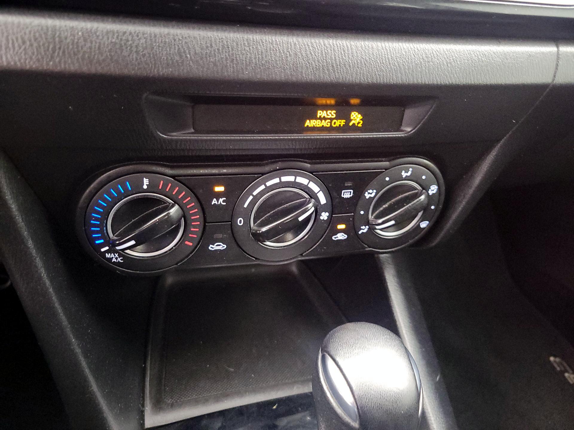 Thumbnail: 2015 Mazda Mazda3 - 15