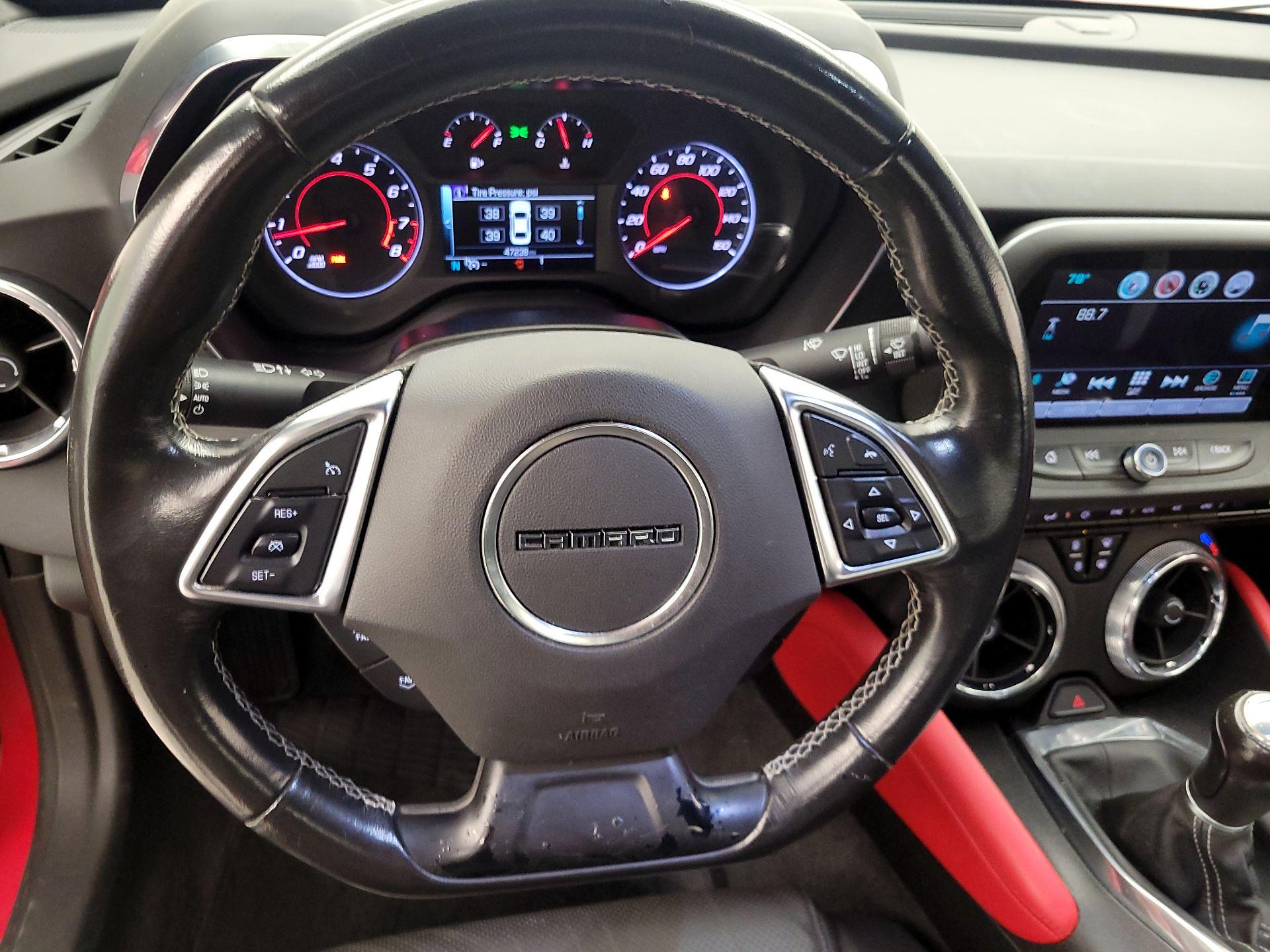 Thumbnail: 2018 Chevrolet Camaro - 10