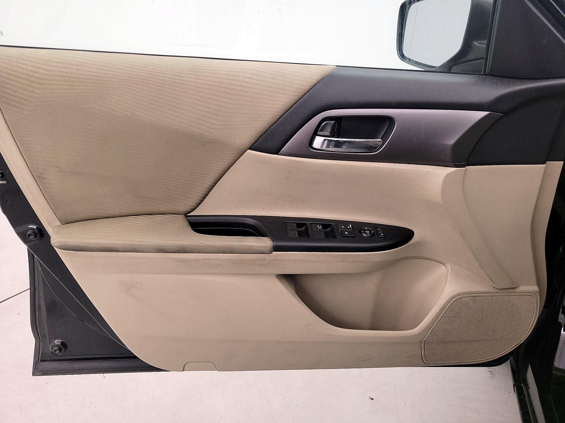 Thumbnail: 2014 Honda Accord - 12