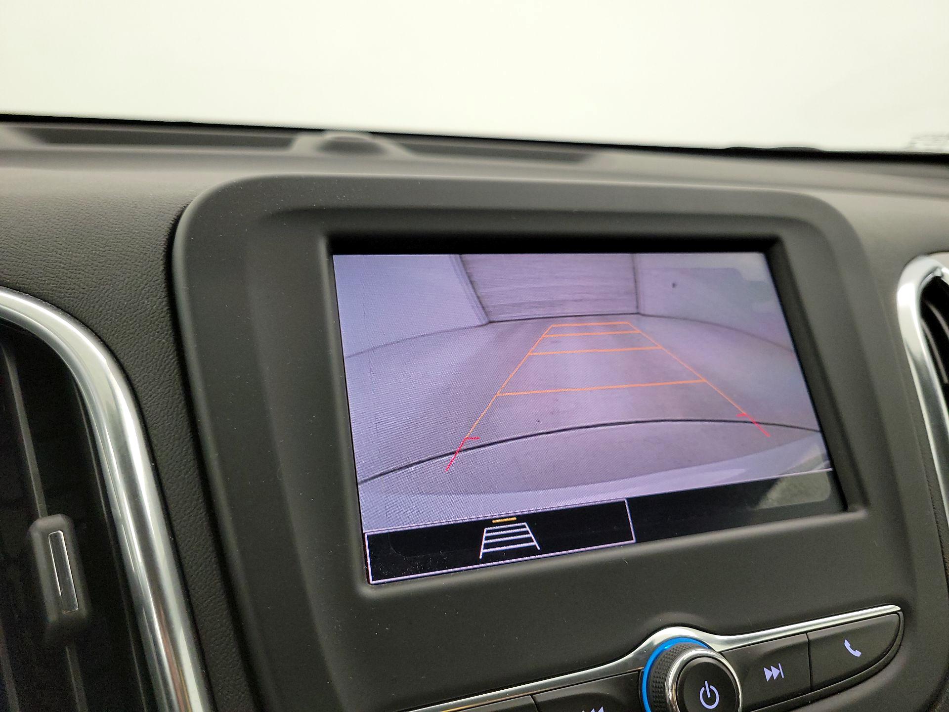 Thumbnail: 2022 Chevrolet Equinox - 14