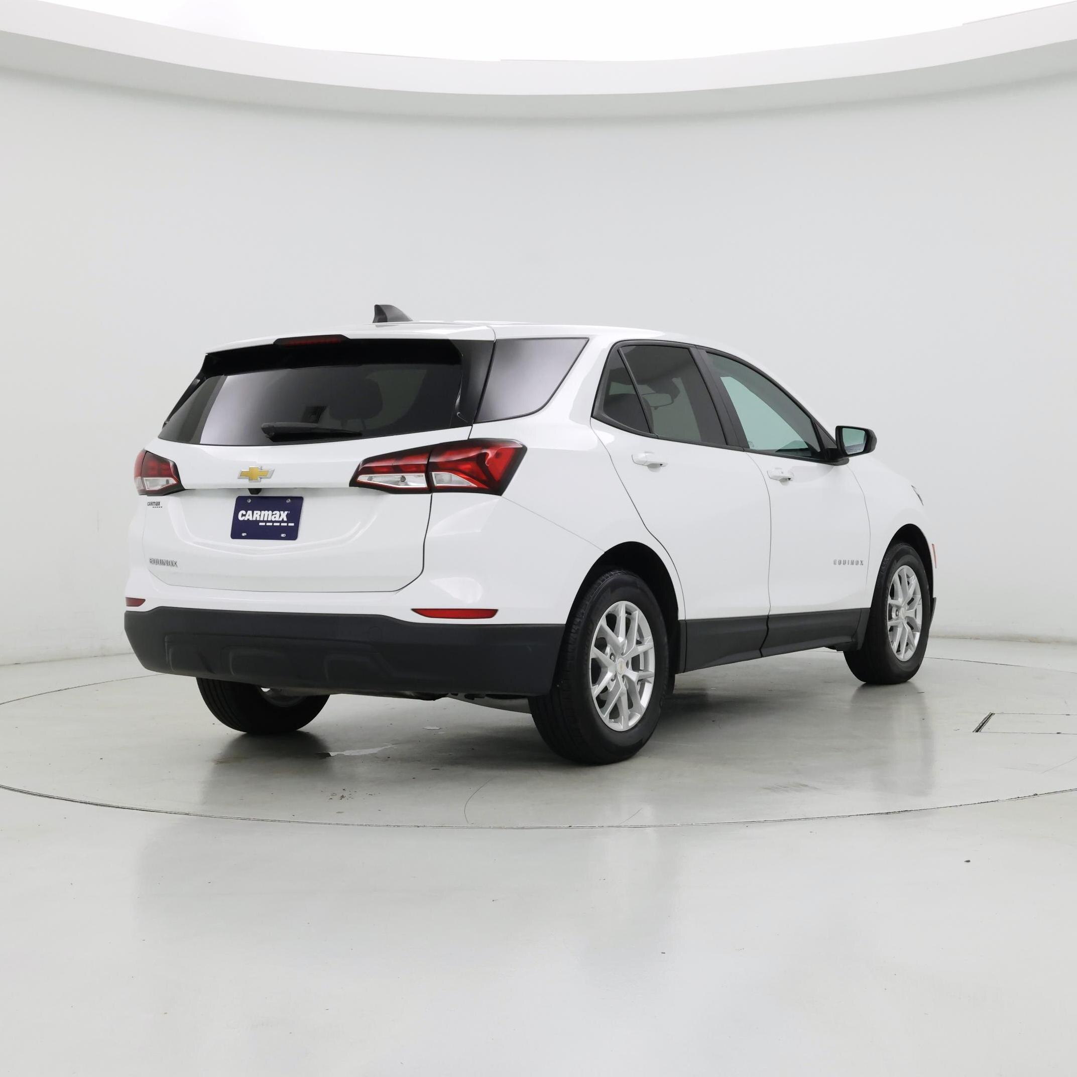 Thumbnail: 2022 Chevrolet Equinox - 8