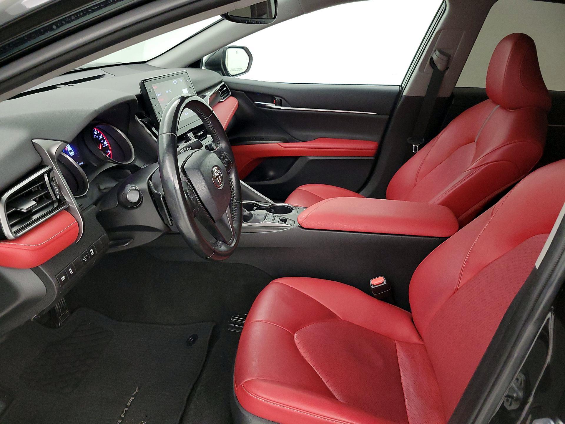 Thumbnail: 2022 Toyota Camry - 11