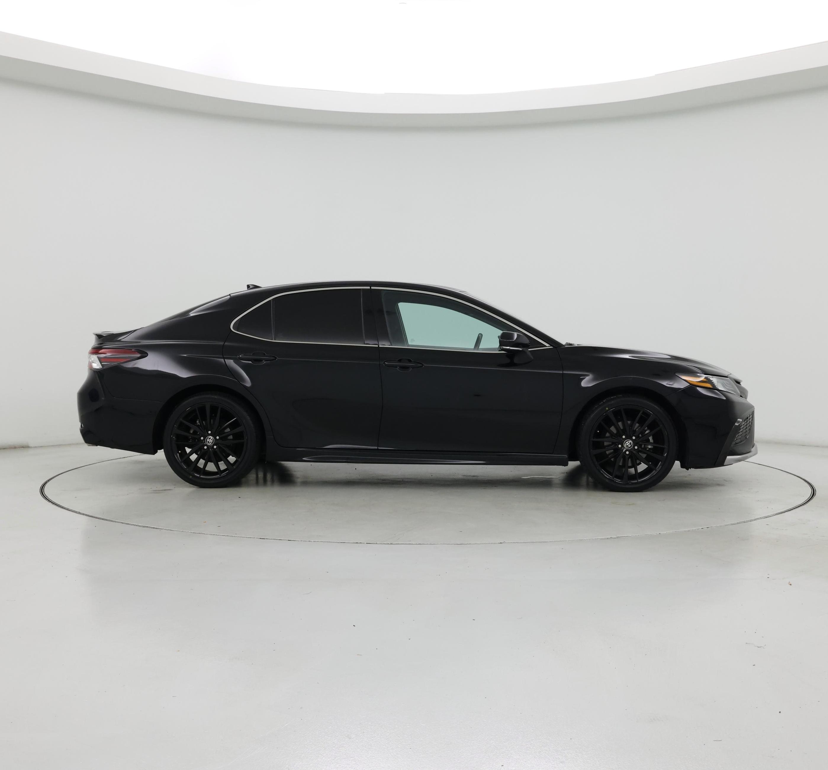 Thumbnail: 2022 Toyota Camry - 7