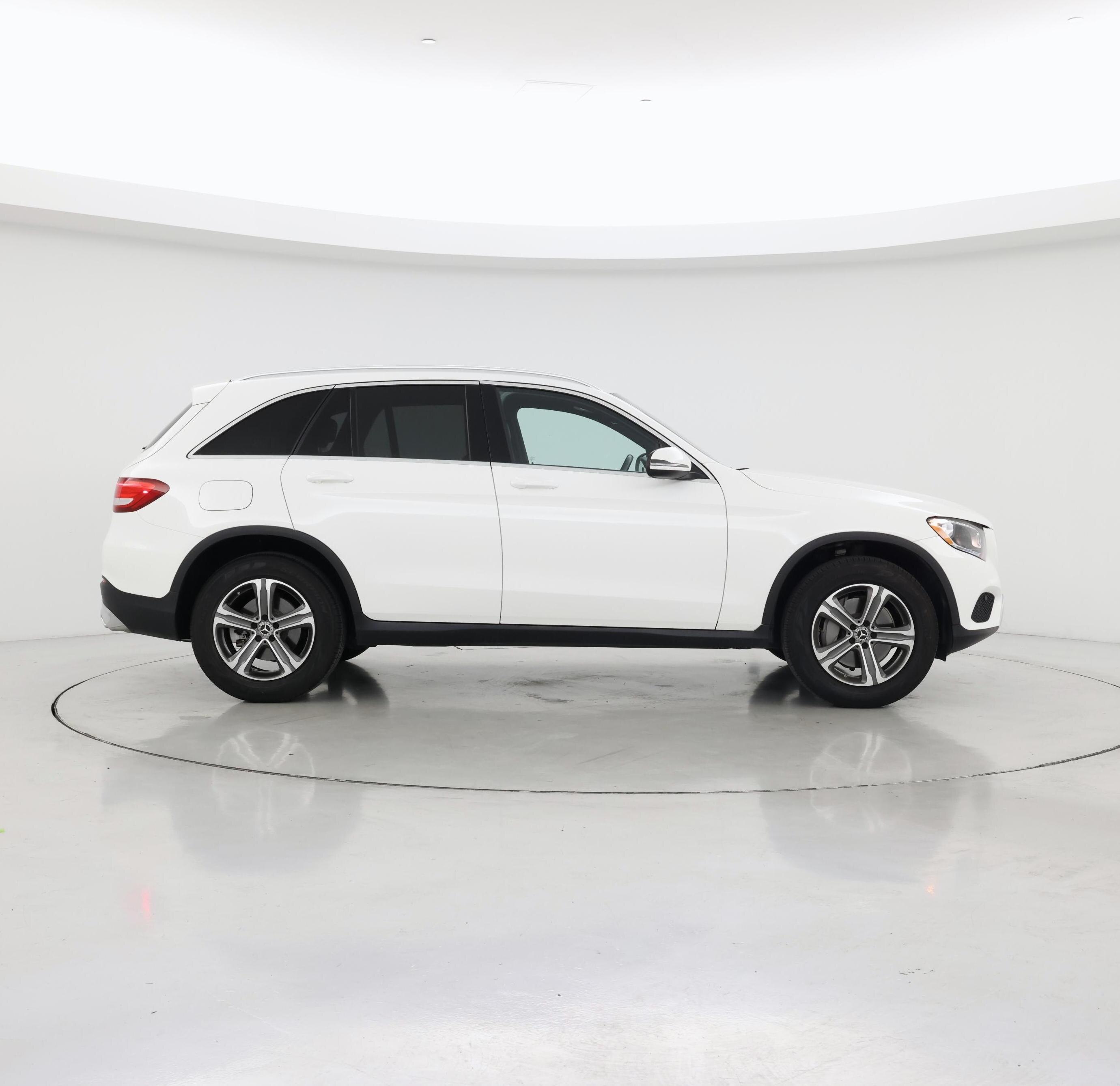 Thumbnail: 2019 Mercedes-Benz GLC - 7