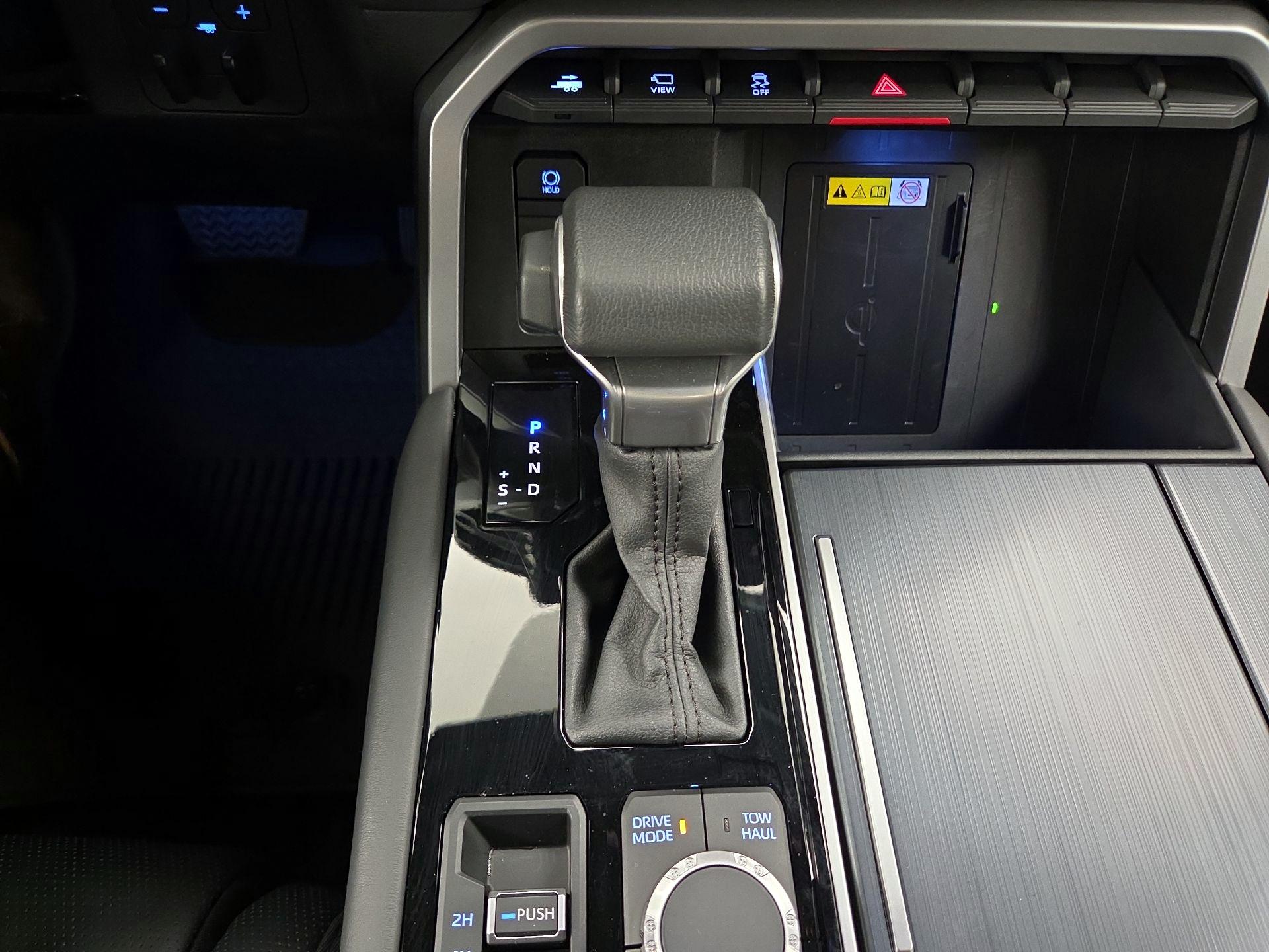 Thumbnail: 2024 Toyota Tundra - 17
