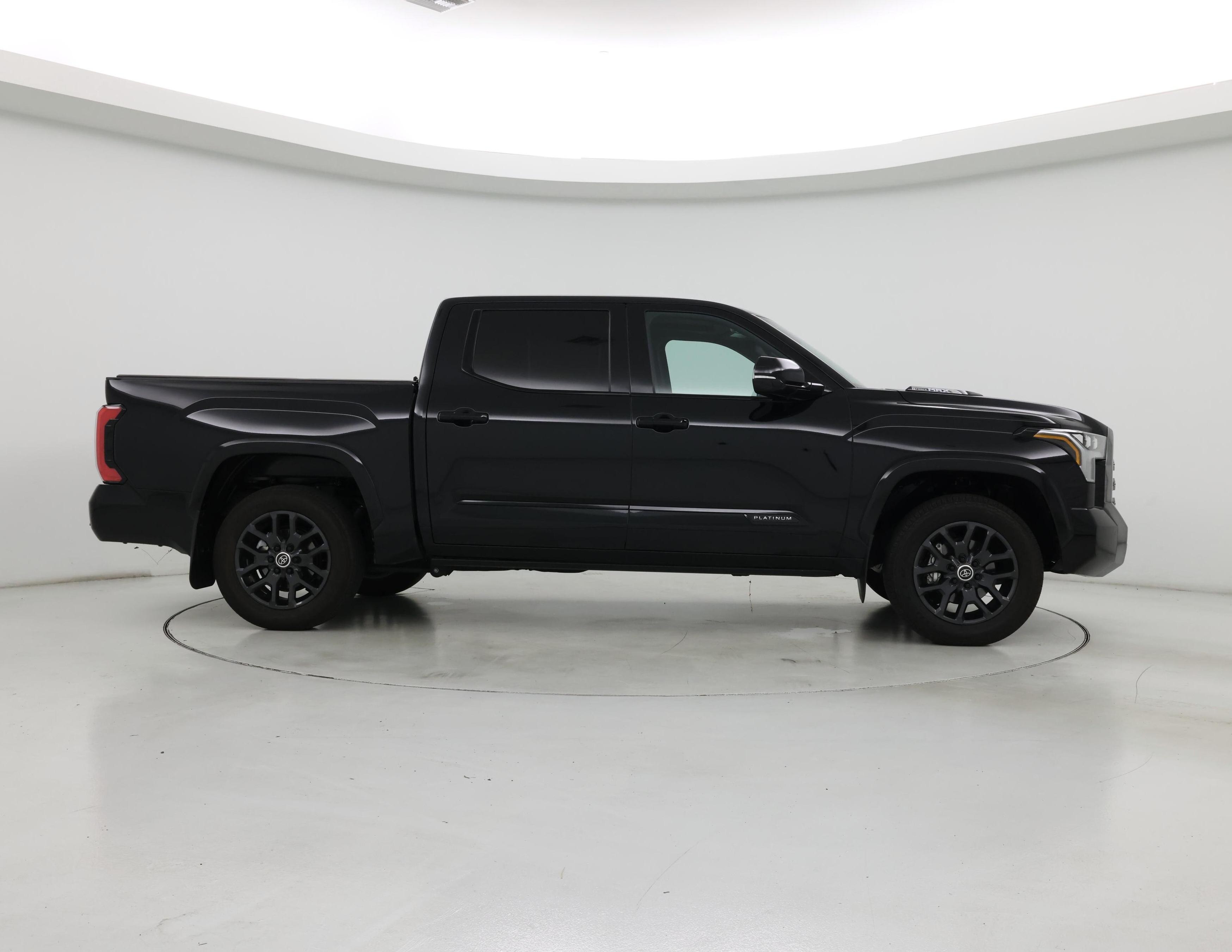Thumbnail: 2024 Toyota Tundra - 7