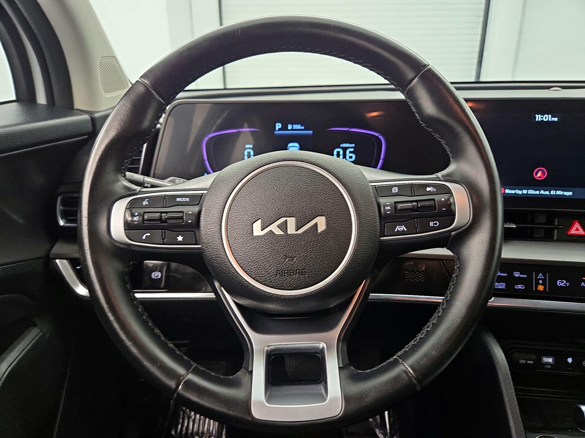 Thumbnail: 2023 Kia Sportage - 10