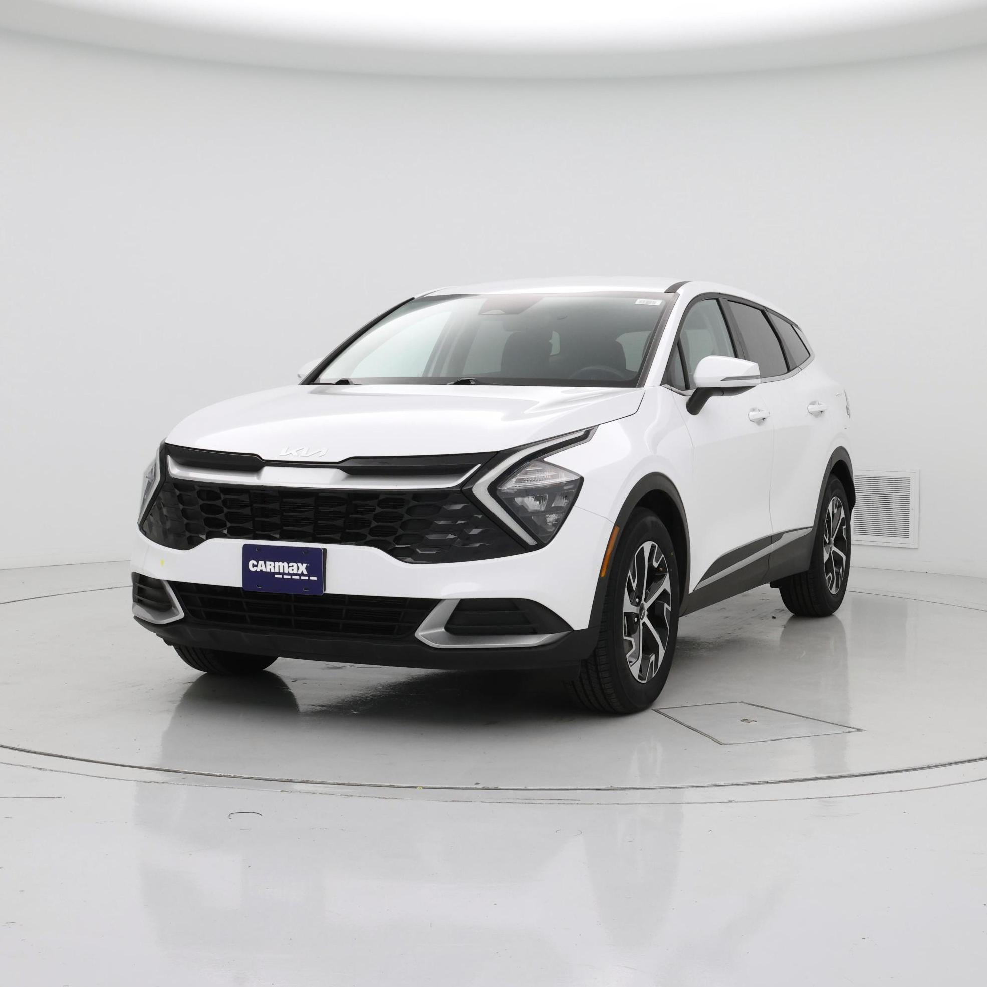 Thumbnail: 2023 Kia Sportage - 4