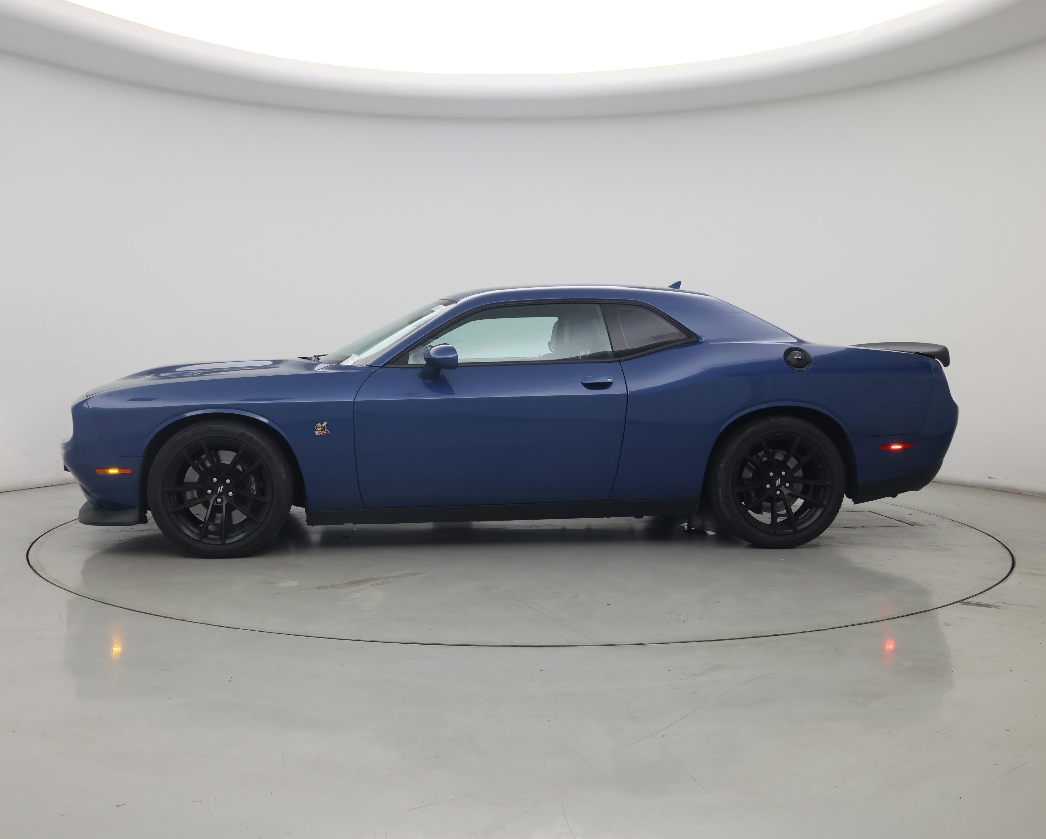 Thumbnail: 2021 Dodge Challenger - 3