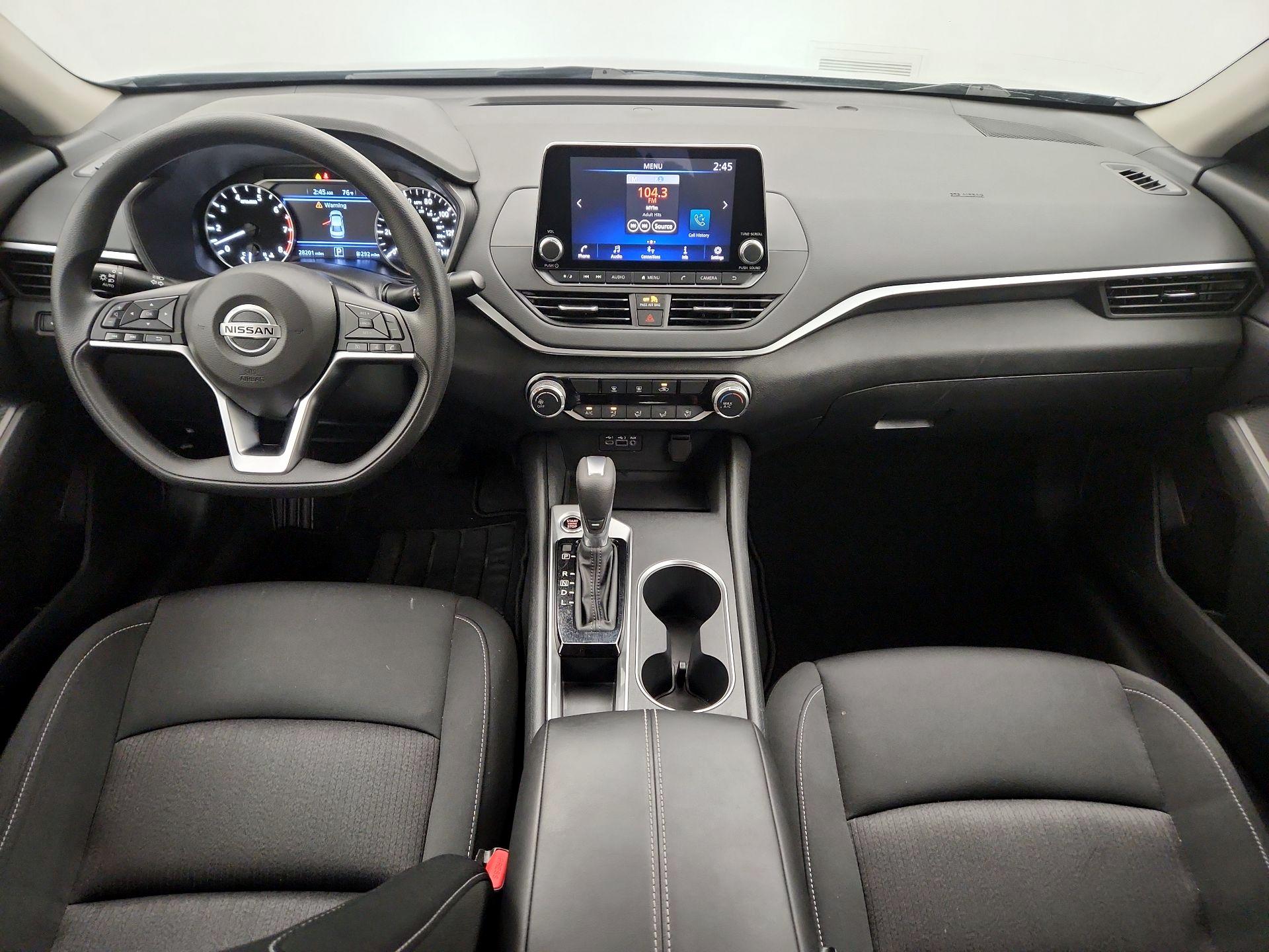 Thumbnail: 2022 Nissan Altima - 9