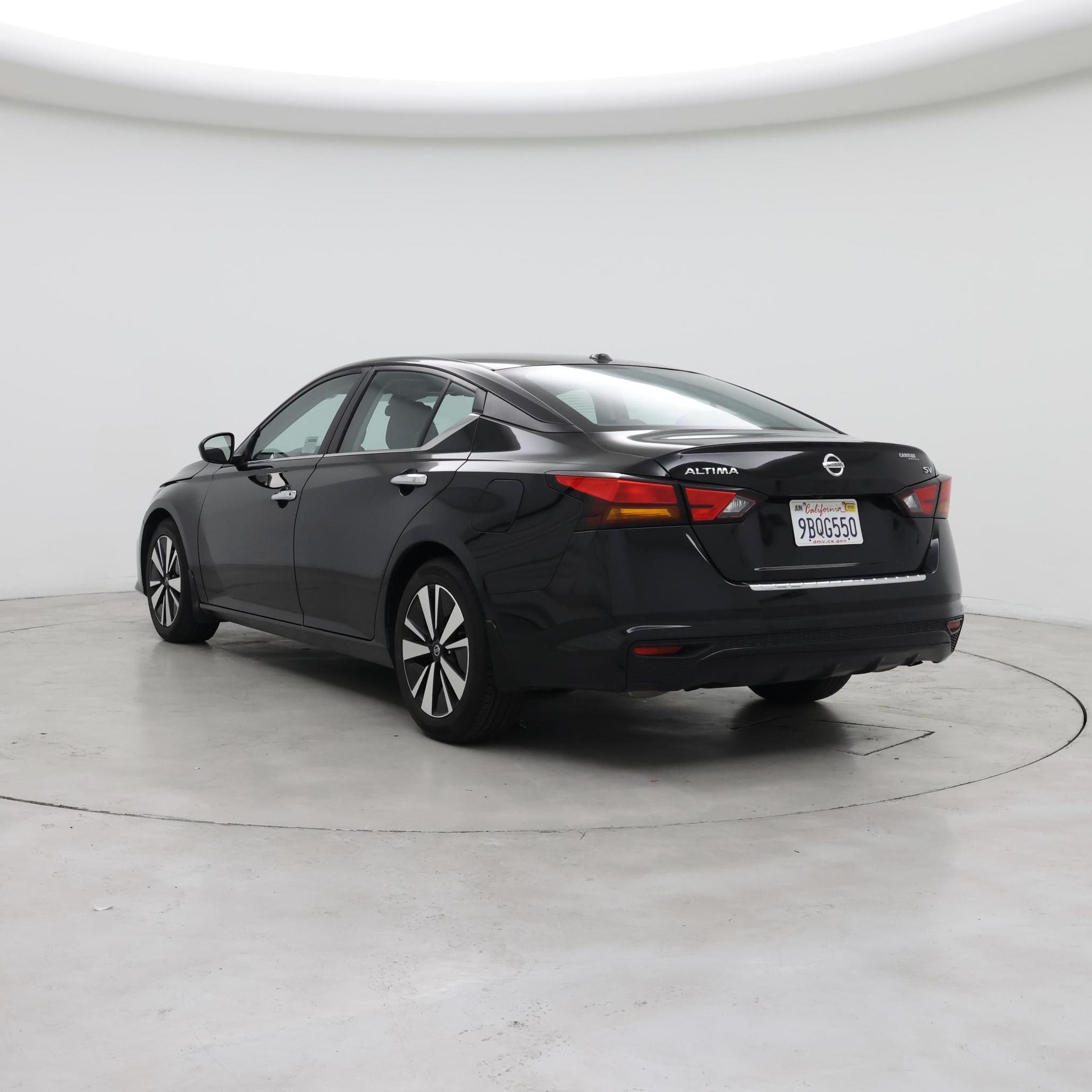 Thumbnail: 2022 Nissan Altima - 2