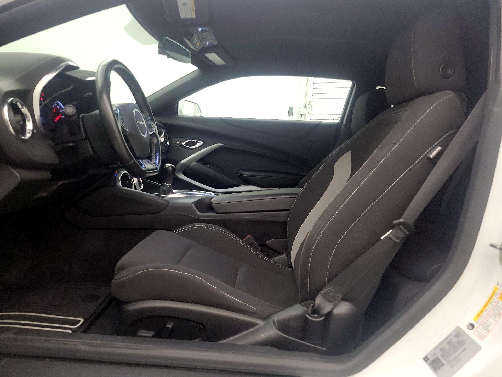 Thumbnail: 2020 Chevrolet Camaro - 11