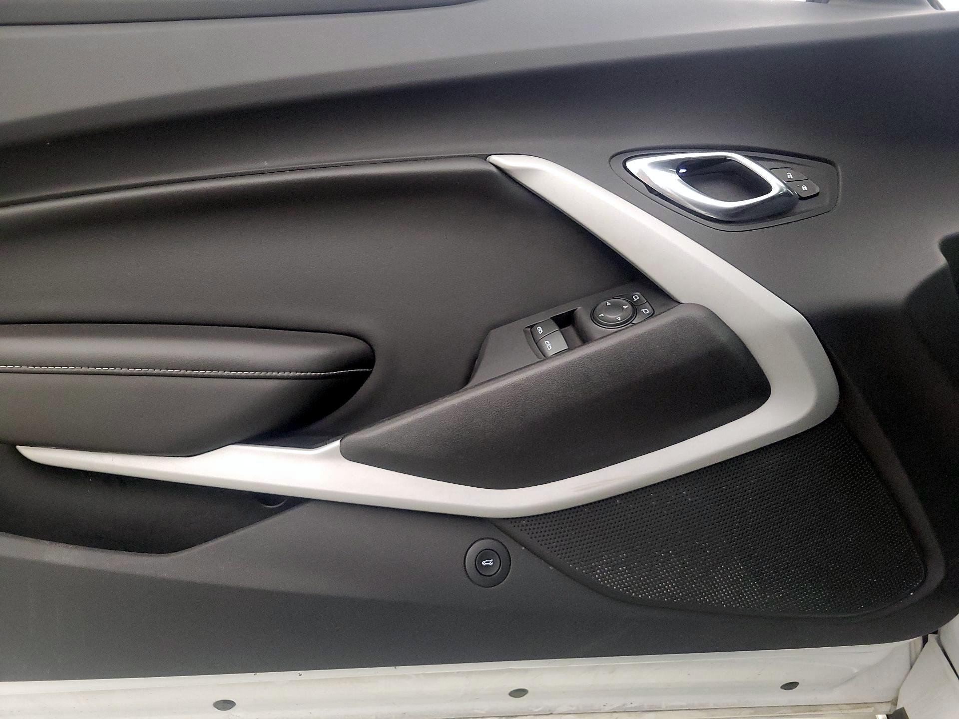 Thumbnail: 2020 Chevrolet Camaro - 12