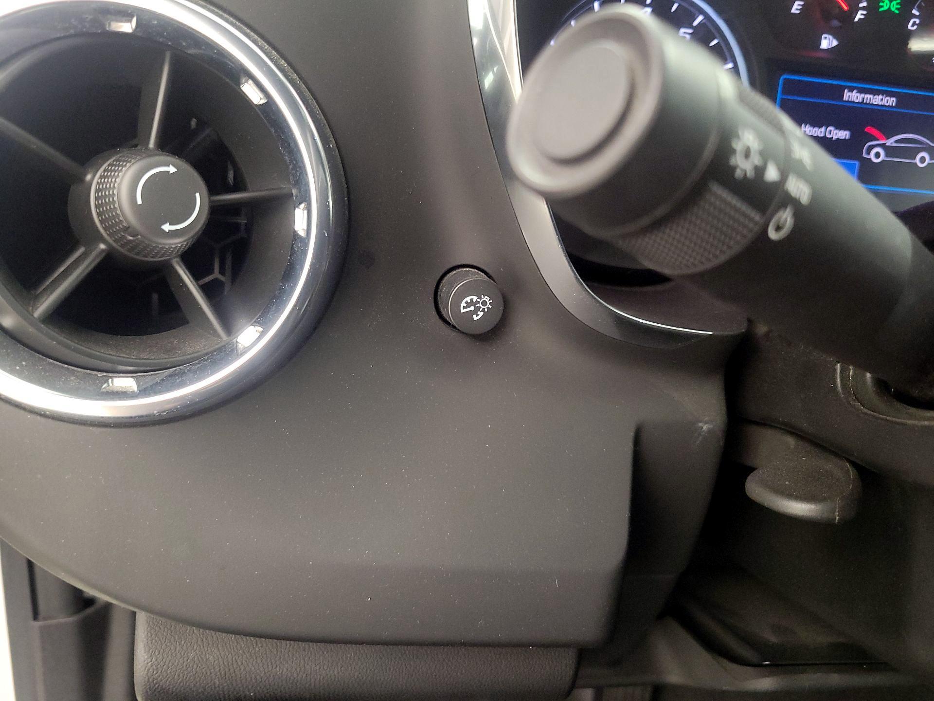 Thumbnail: 2020 Chevrolet Camaro - 13